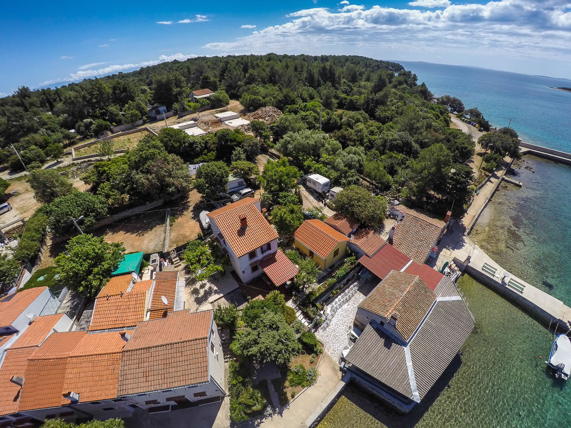 Ferienhaus am Strand in Pogana