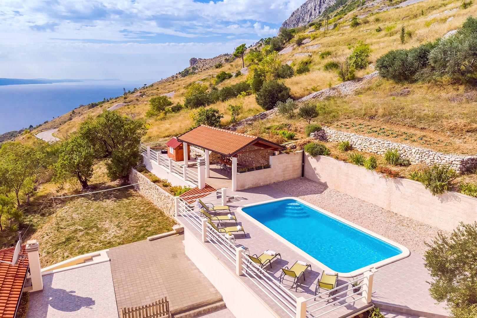 Pool & Meerblick | Modernes Urlaubsdomizil mit herrlichem Ausblick
