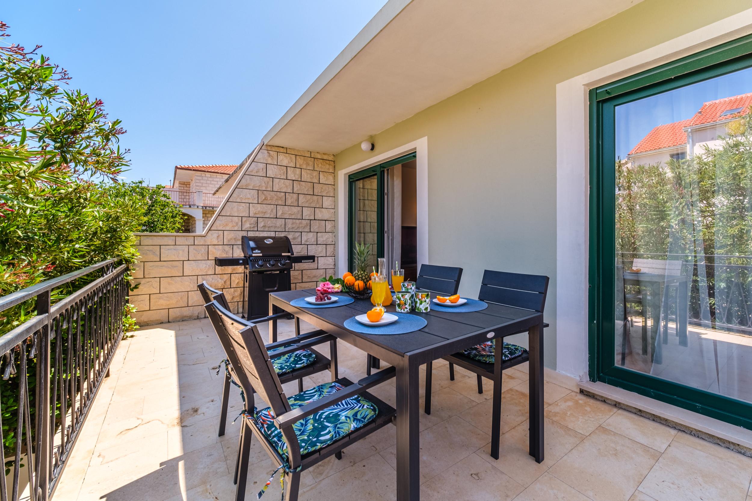 Pool & Meer | Schönes Ferienhaus mit Swimmingpool