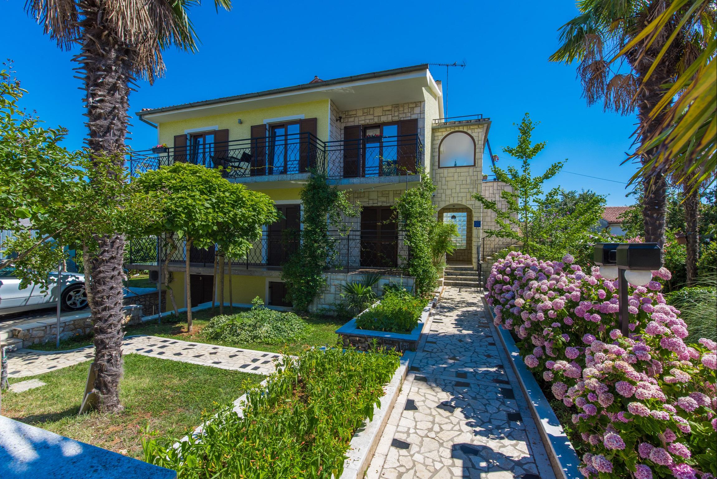 Elegante Wohnung für 6 Personen in der Nähe des Zentrums von Poreč