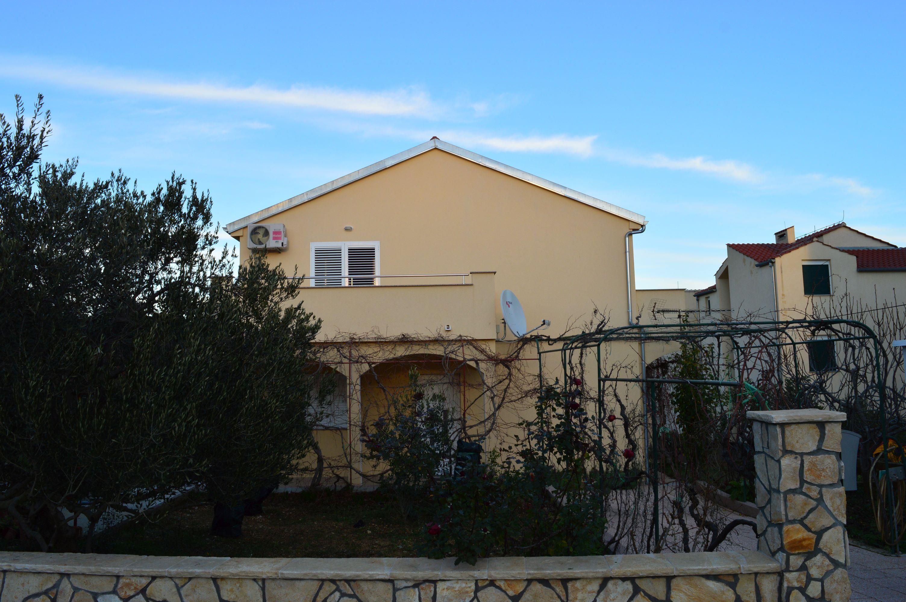 Gemütliches Apartment für 2-3 Urlaubsgäste im Ort Tisno