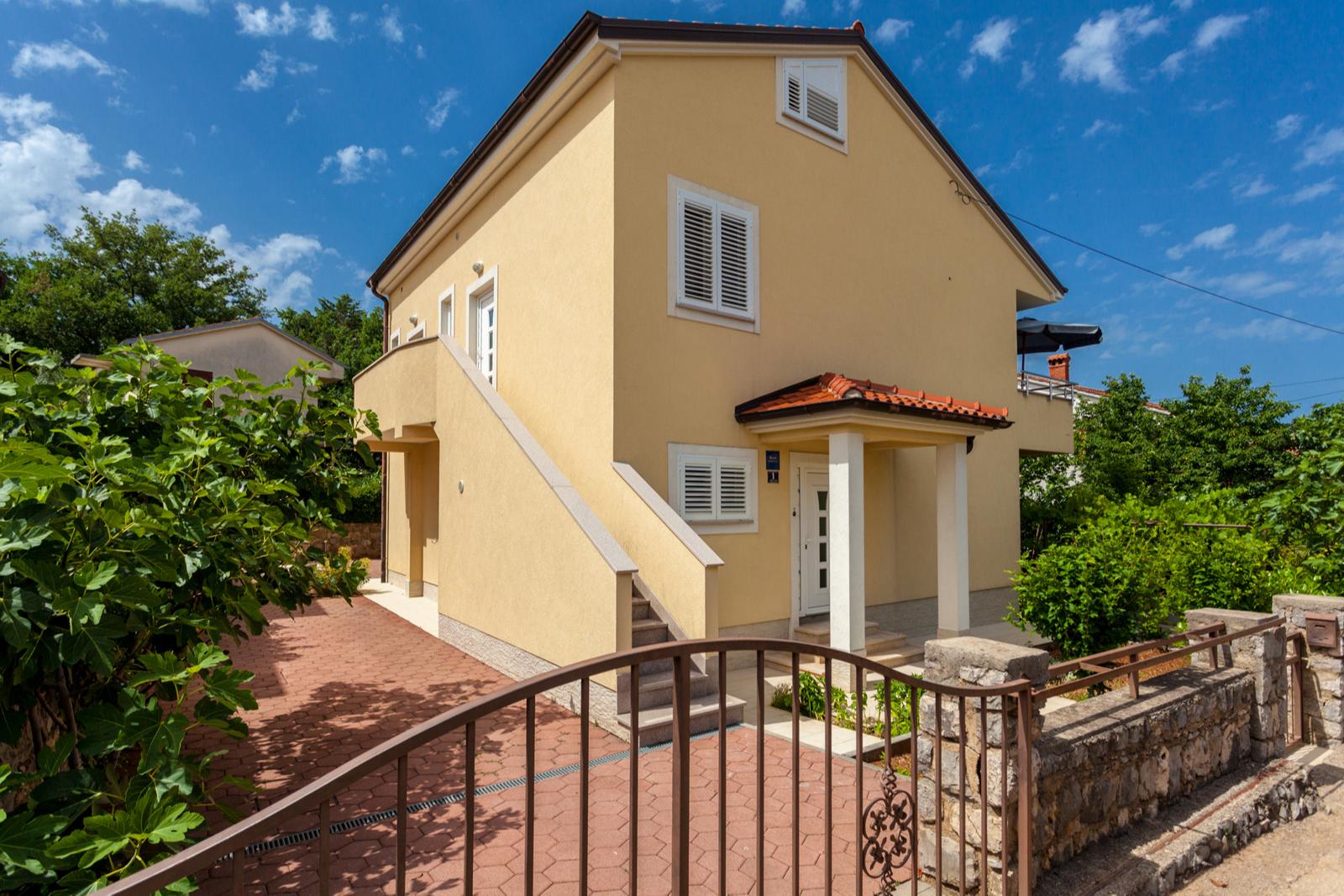 Moderne Wohnung mit Meerblick in Vantačići