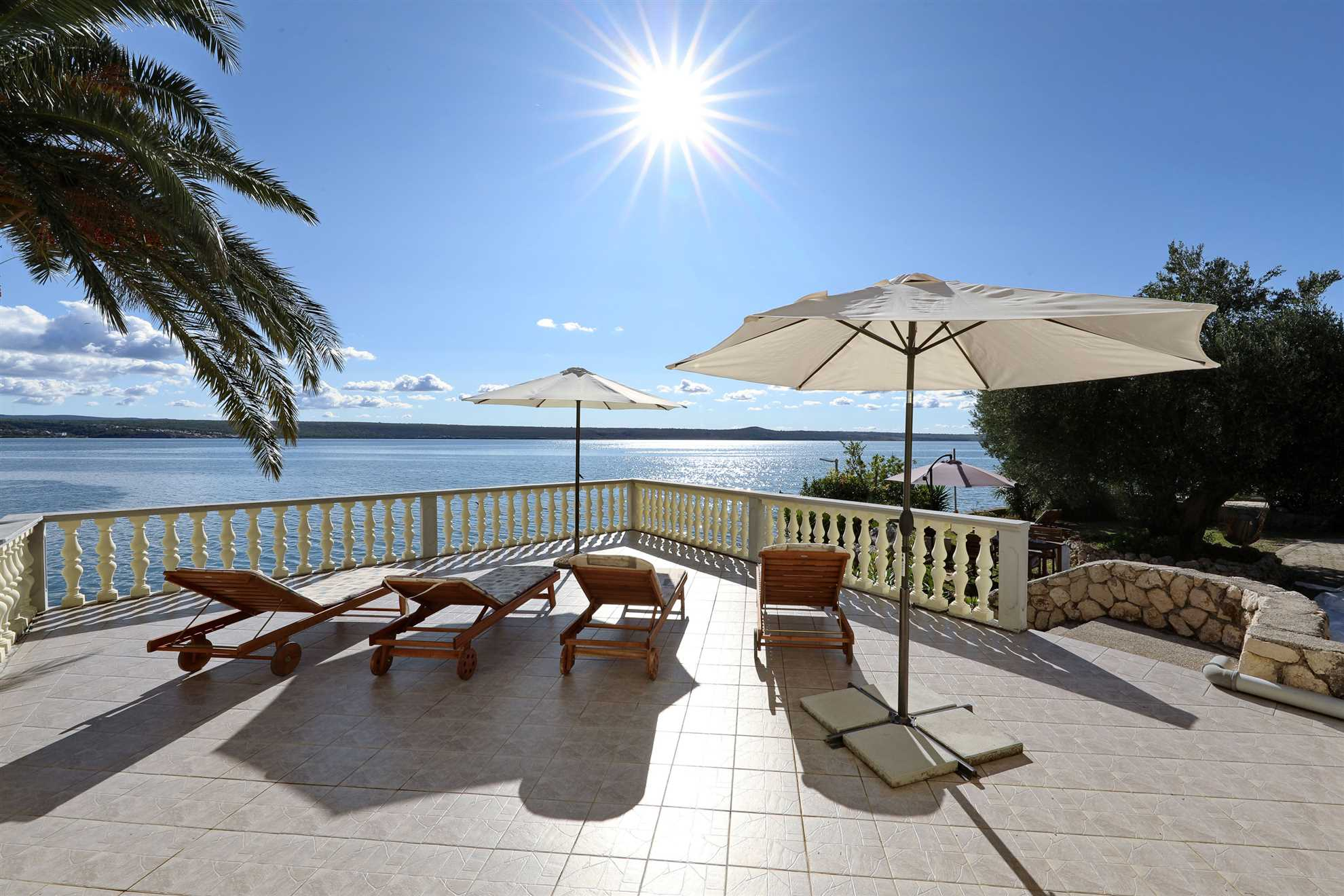 Strand & Meer | Moderne FeWo in traumhafter Lage in Maslenica