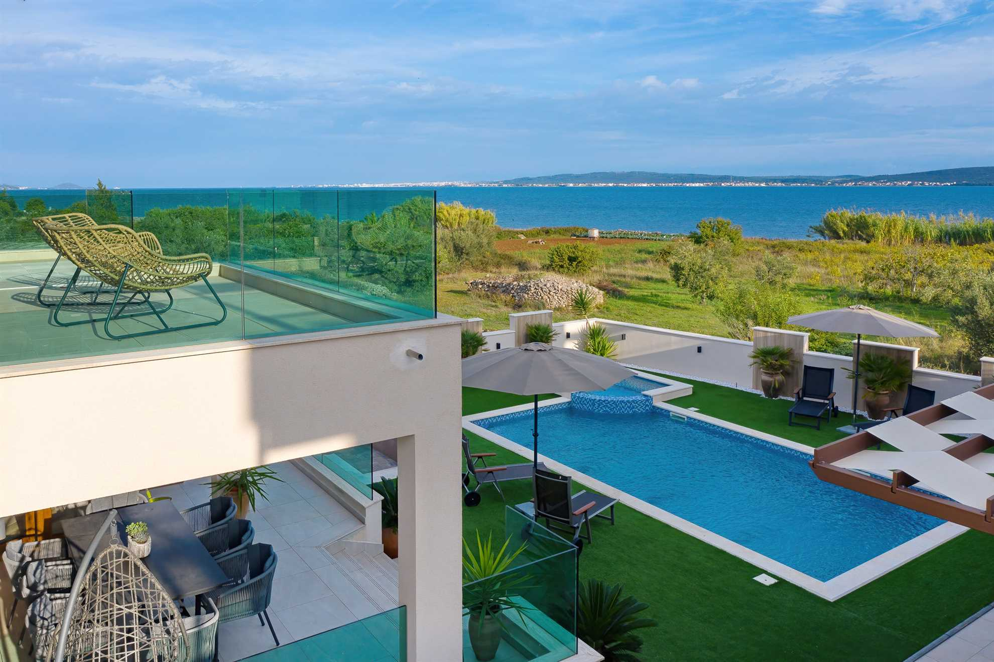 Pool & traumhafte Aussicht  | Moderne Villa auf Pasman