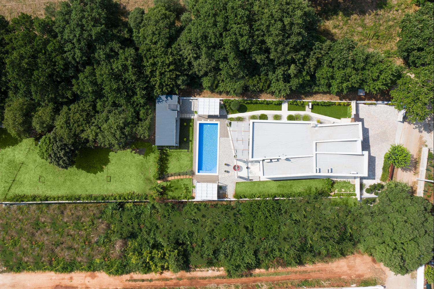 Luxusvilla mit beheiztem Pool im malerischen Sisan bei Medulin