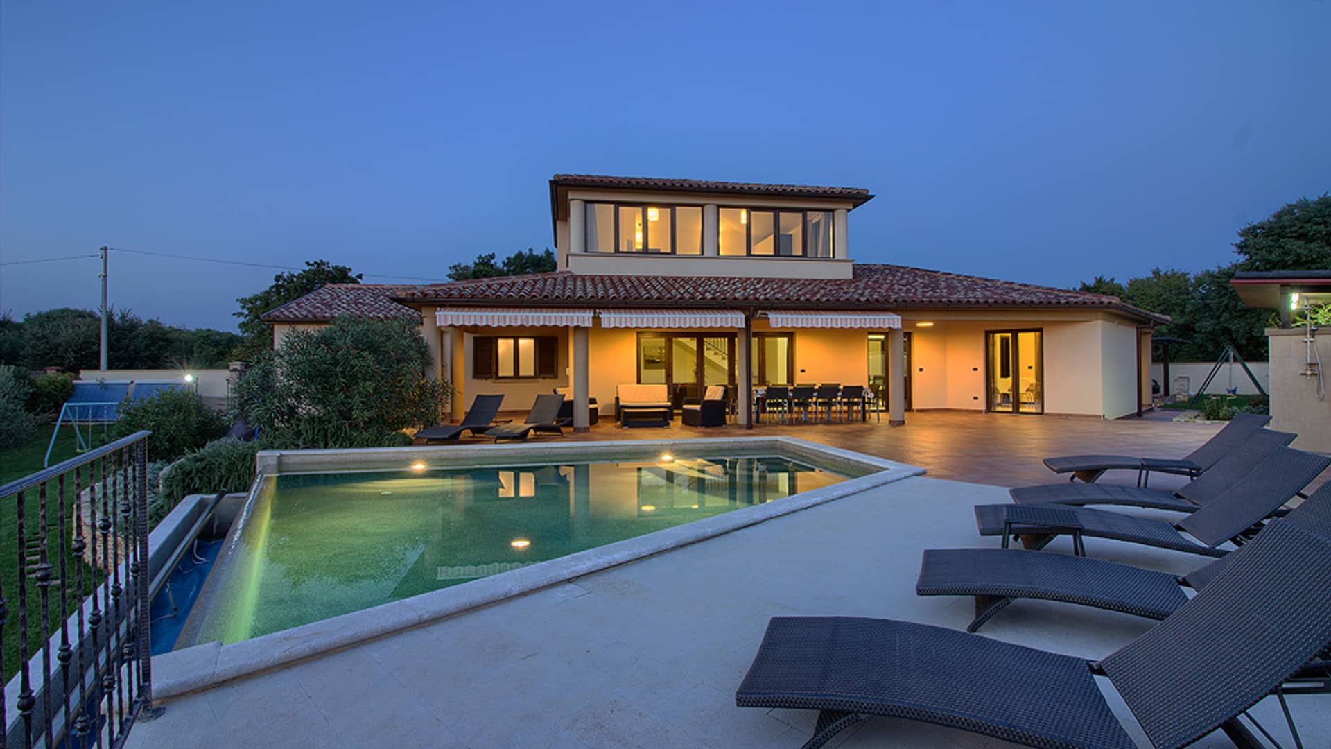 Schöne Villa für zehn Personen mit Swimmingpool, Medulin, Istrien