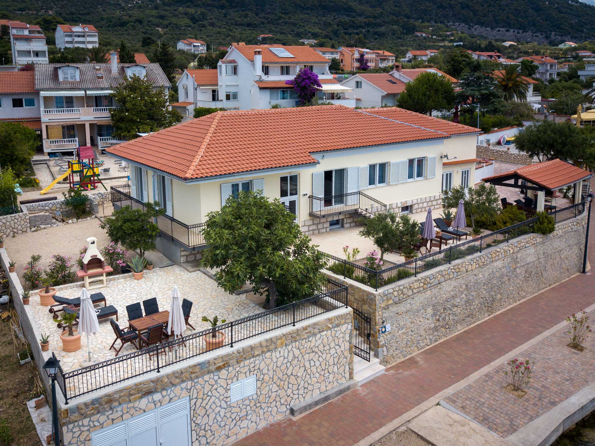 4**** Ferienwohnung mit Meerblick & Terrasse - direkt am Meer