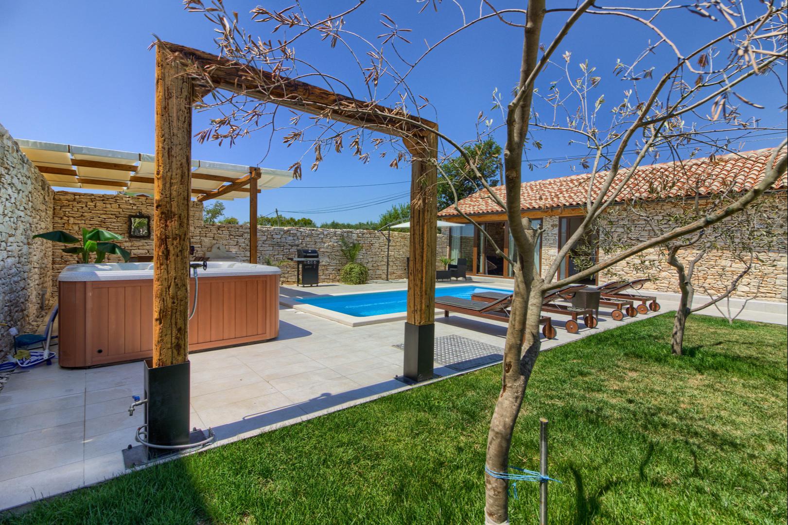Romantische Villa mit privatem Pool