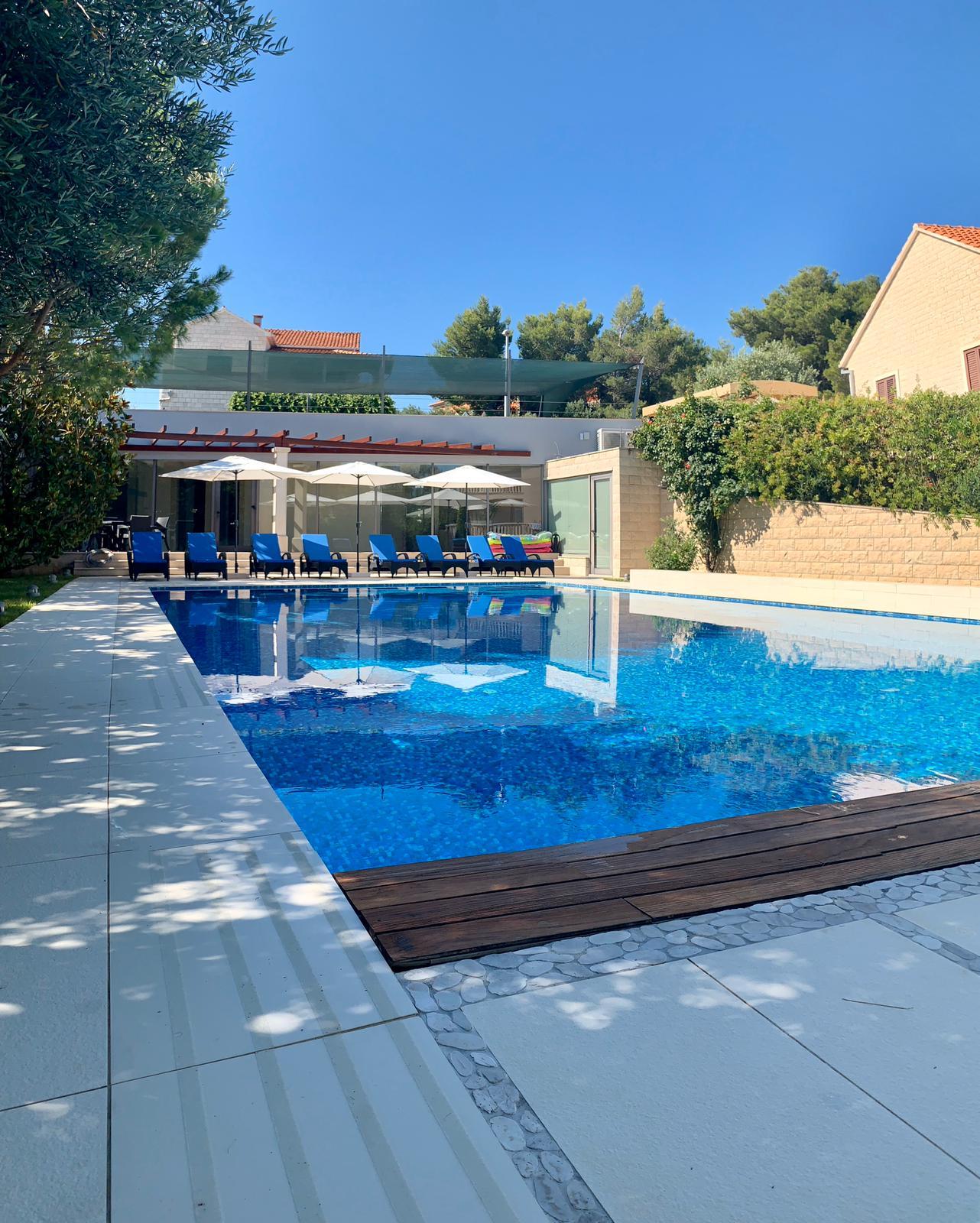 Studio-Apartment mit Gemeinschaftspool und Wellness in Splitska
