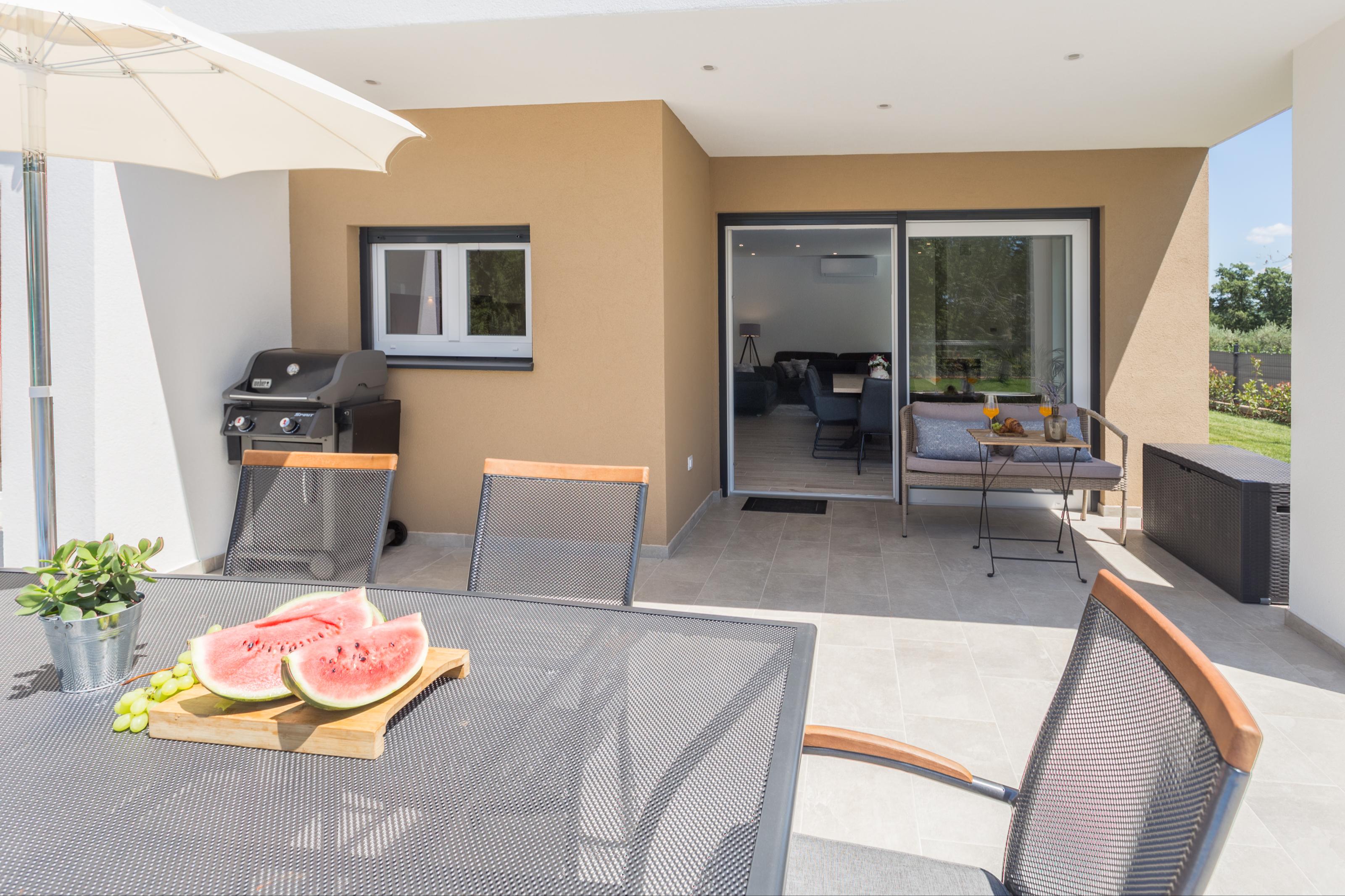 Ferienhaus für 5 Personen mit Pool in Novigrad