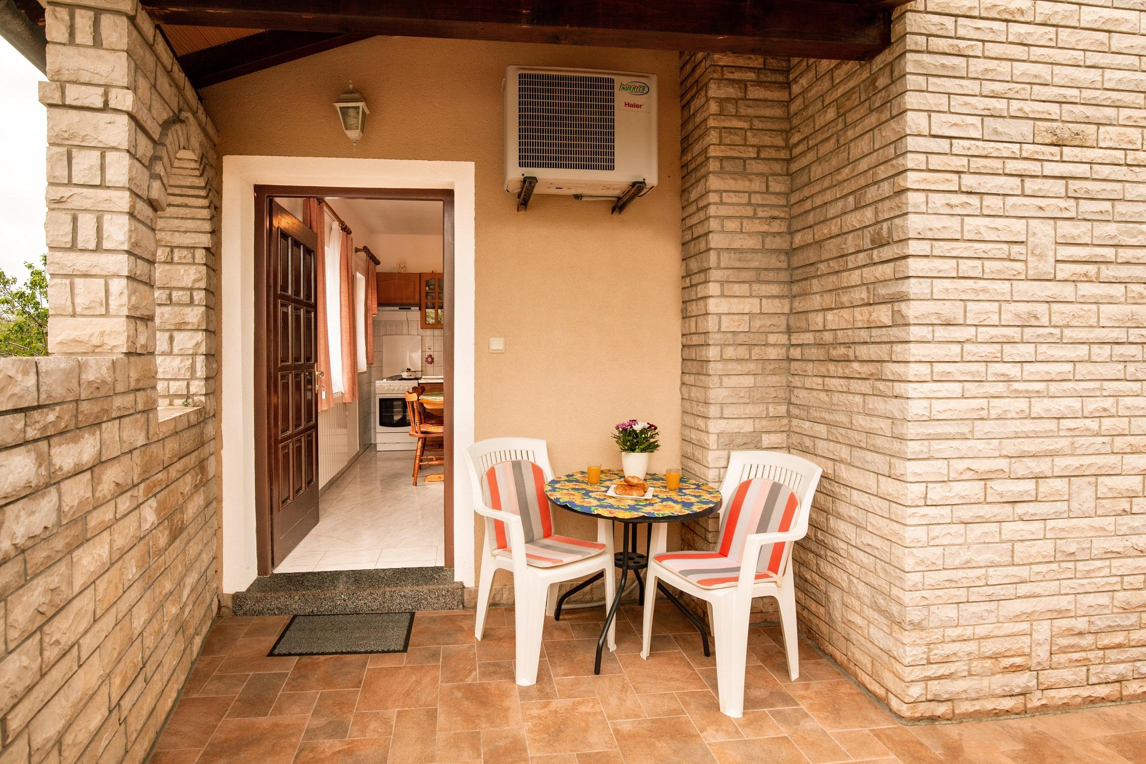 Apartment mit einem Schlafzimmer und Terrasse in Medulin