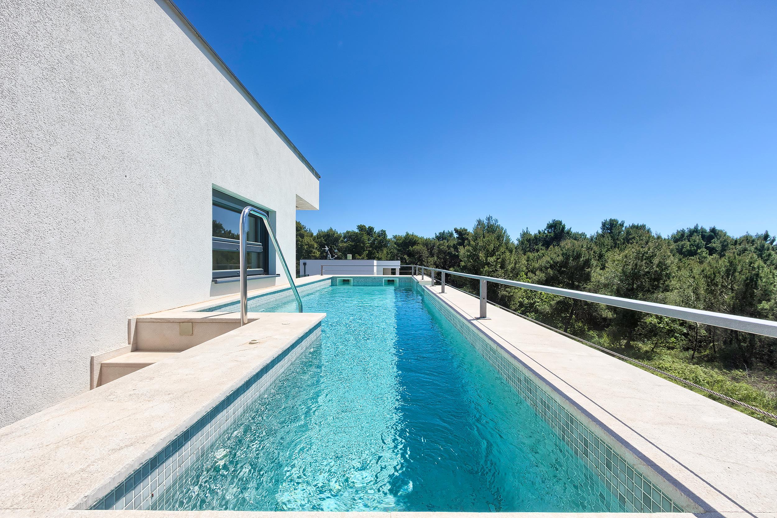 Luxusvilla mit Swimmingpool in Medulin