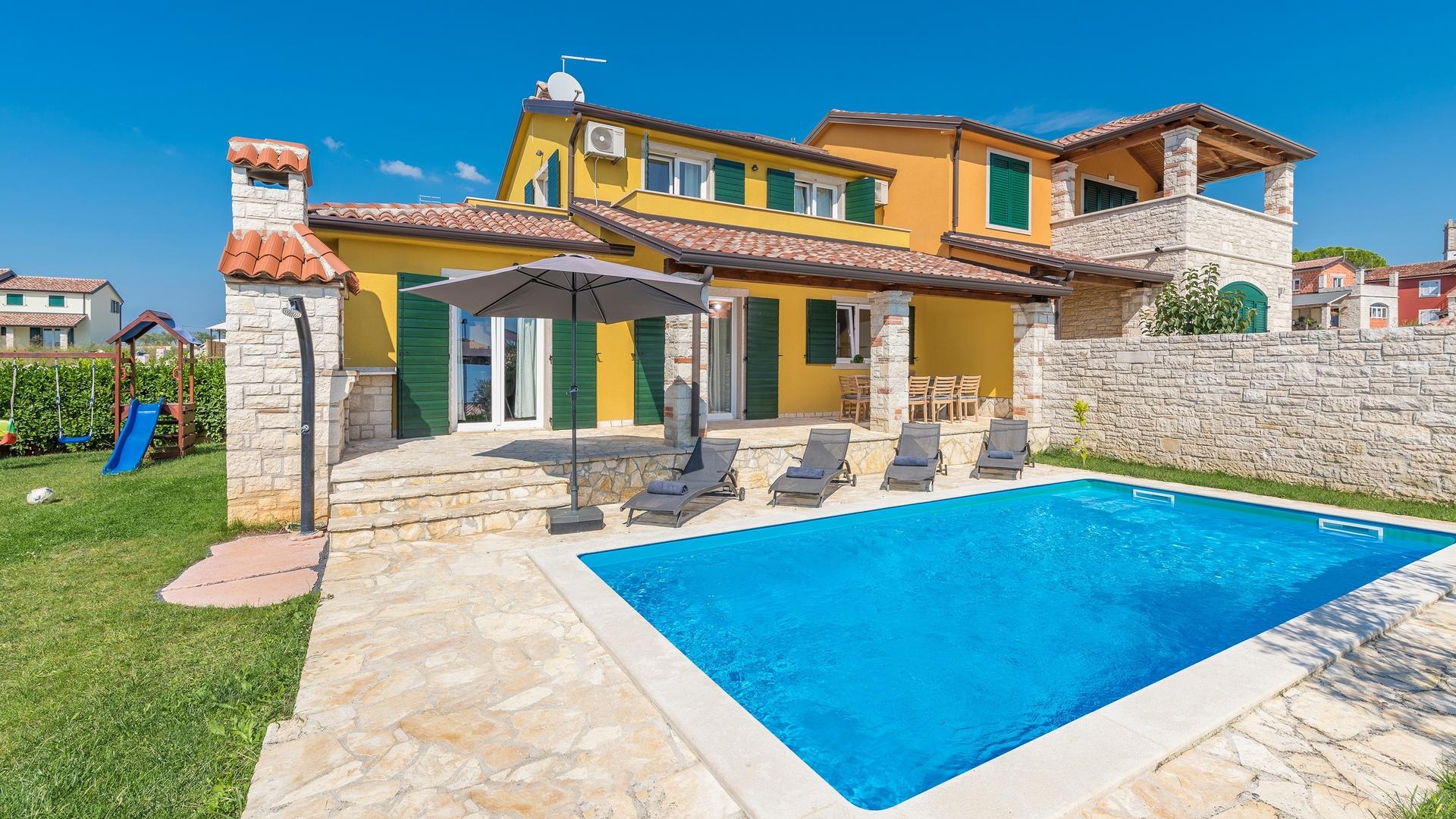 Charmante Villa mit Swimmingpool