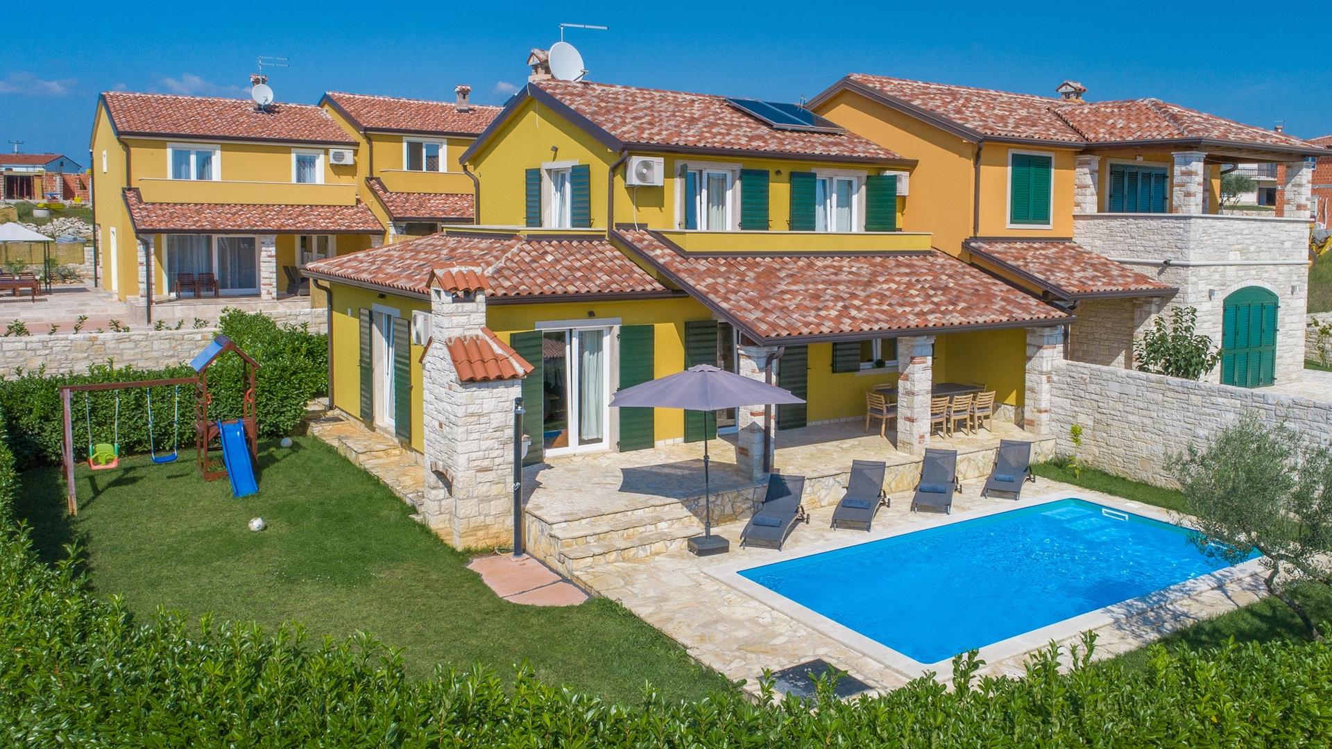 Charmante Villa mit Swimmingpool