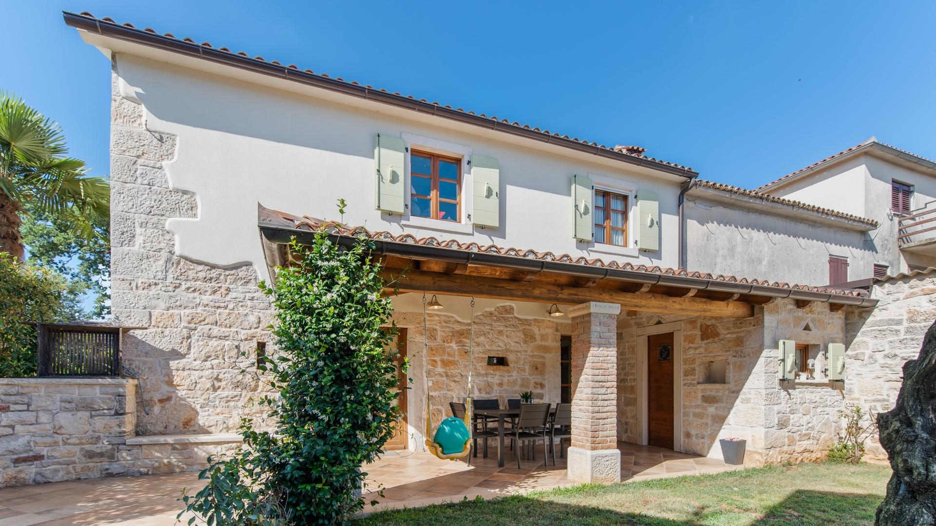Charmante Villa mit einem wunderschönen Garten