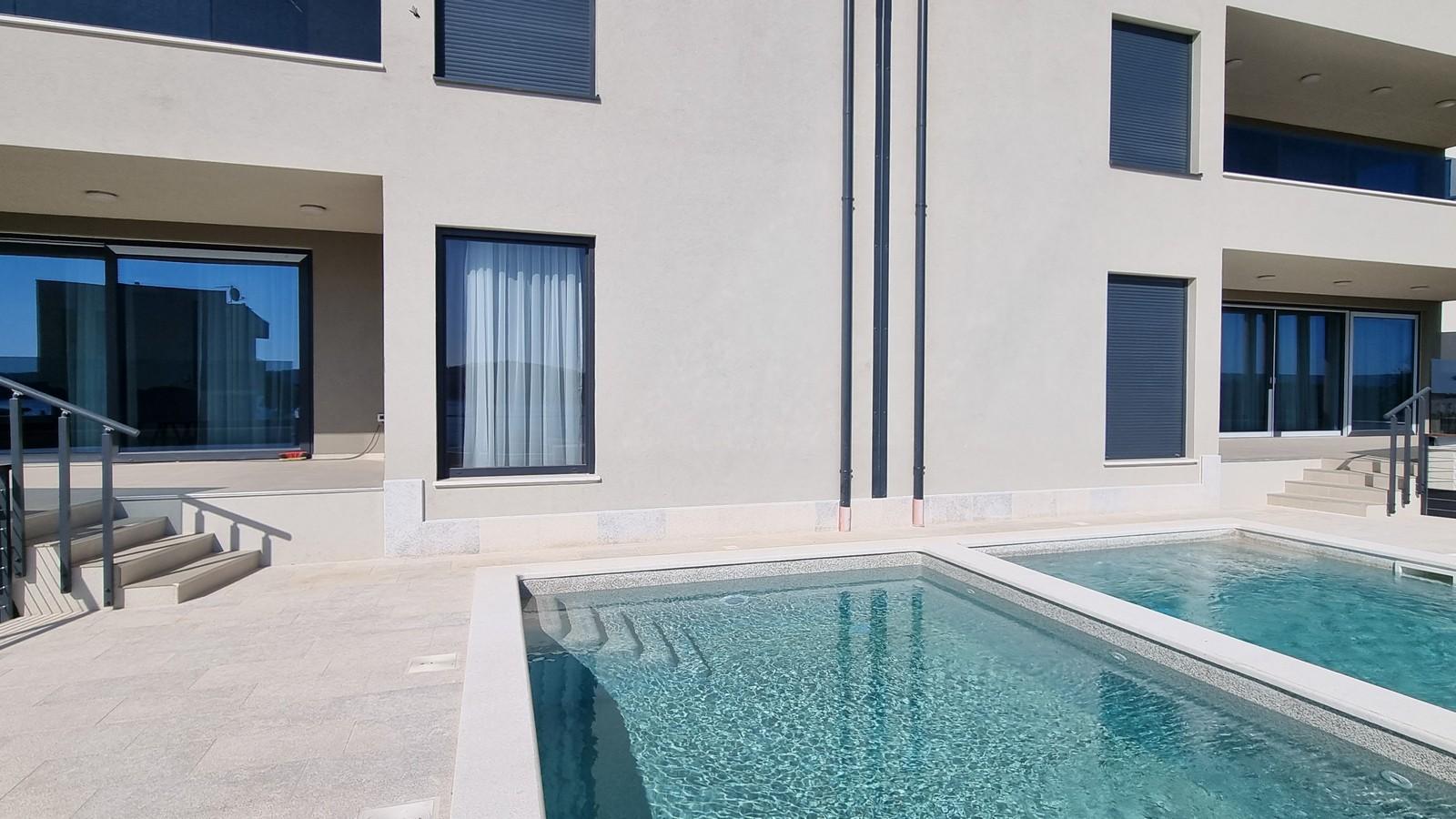 Modern Apartament für 6 Personen mit Pool
