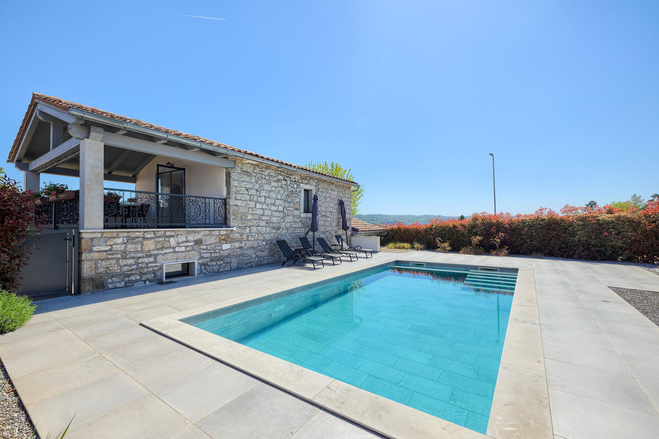 Charmante Villa mit Swimmingpool