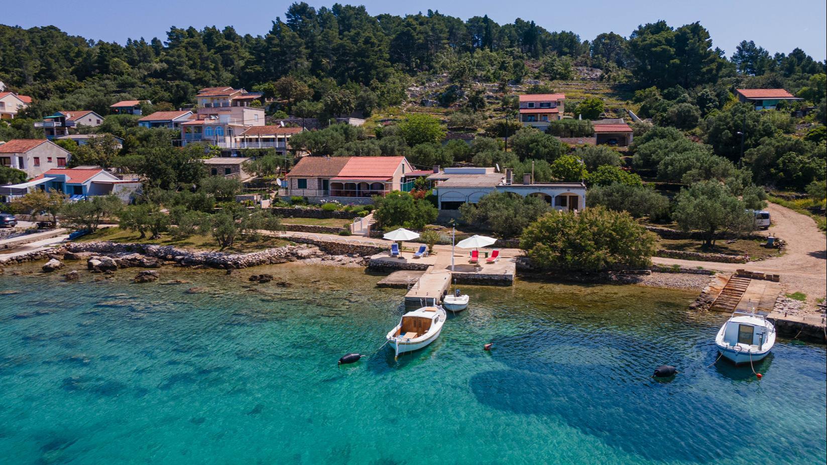  Doppelhaus in der Bucht Gradina mit herrlichem Blick auf die Bucht