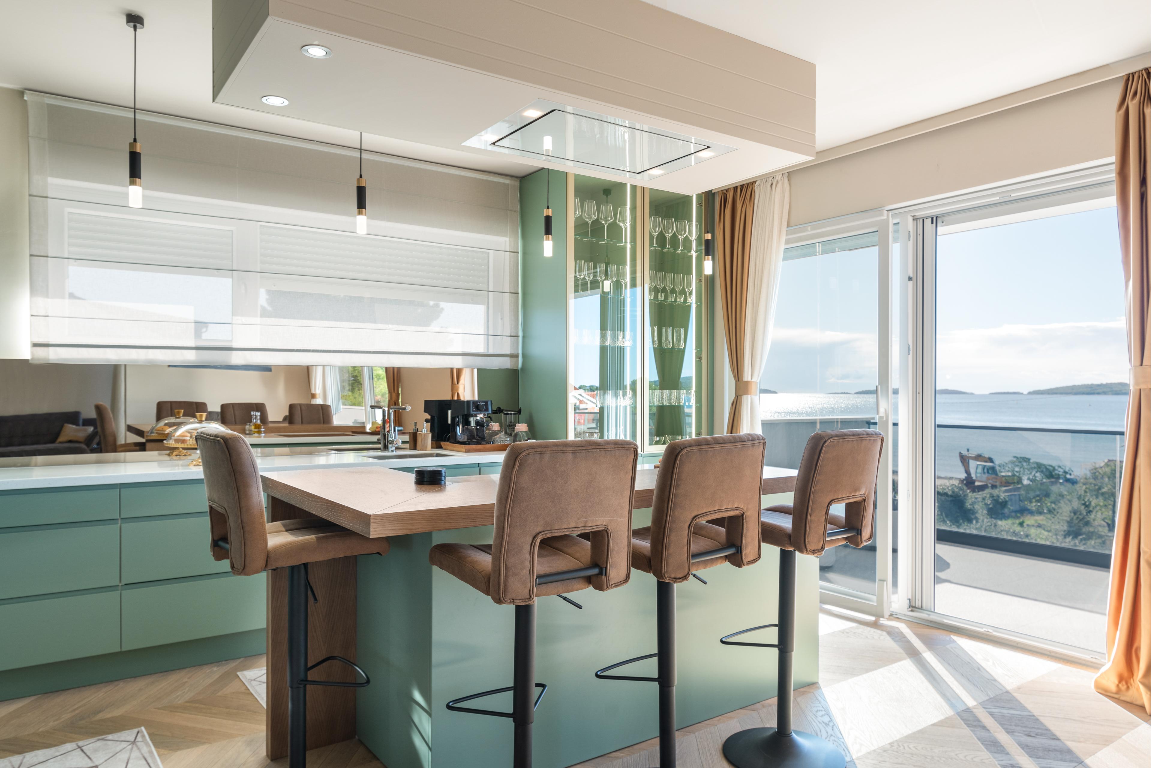 150 m zum Strand | Meerblickapartment mit Sat-Tv, WLAN, Klima