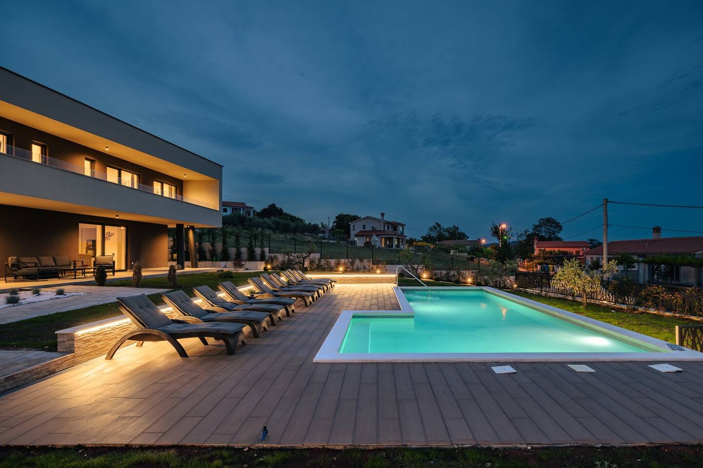 Villa mit Swimmingpool in Sveti Bartul bei Rasa-Labin