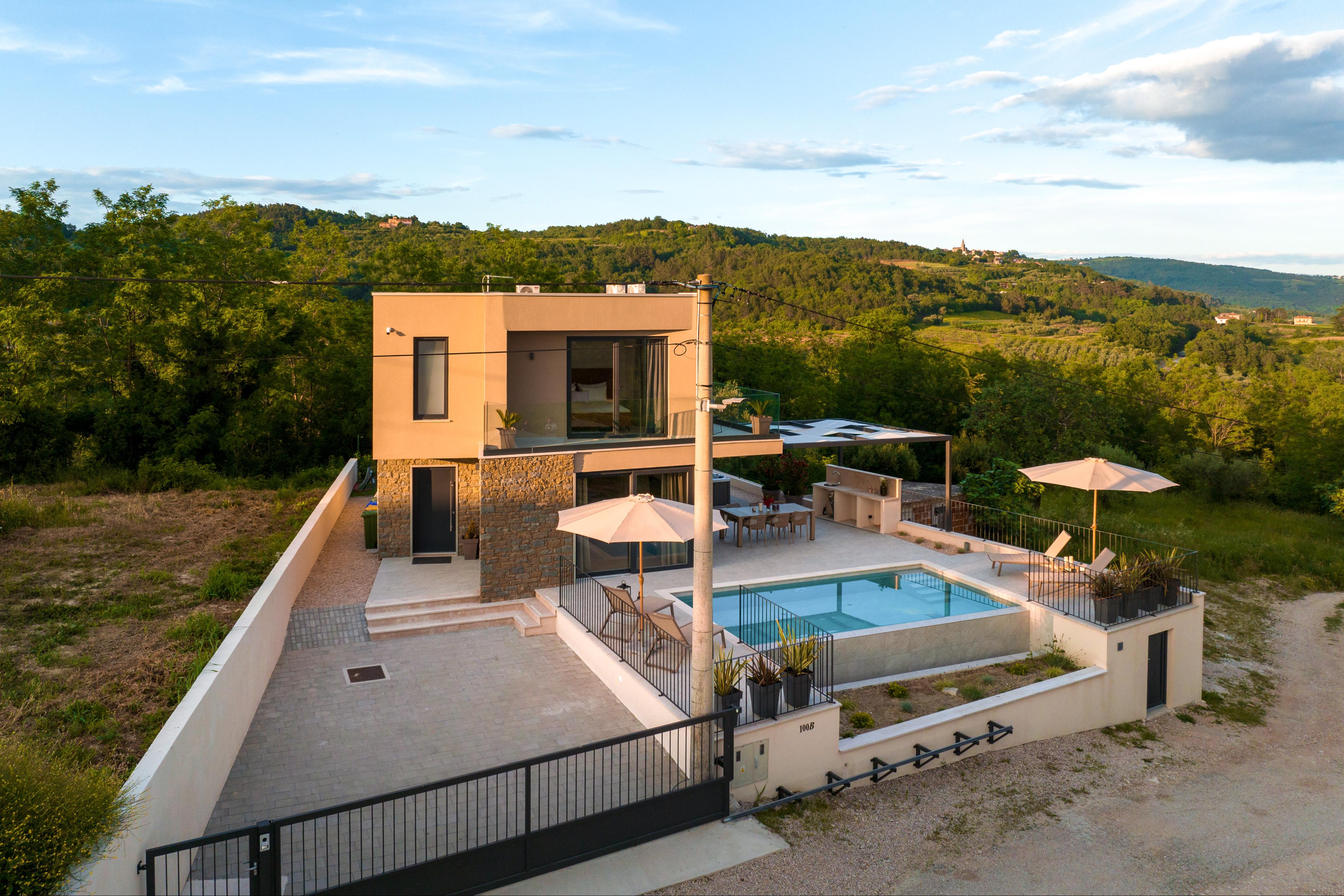 Luxusvilla mit Pool und Whirlpool in Krasica bei Buje