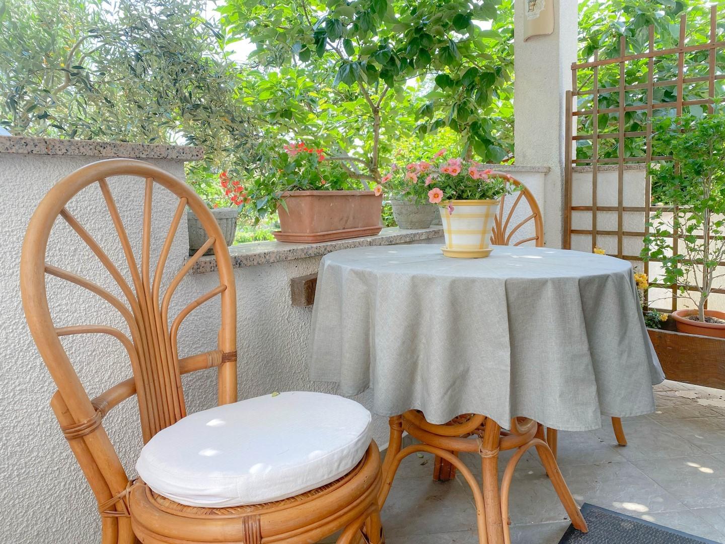 Modernes & gemütliches Studio-Apartment mit Terrasse