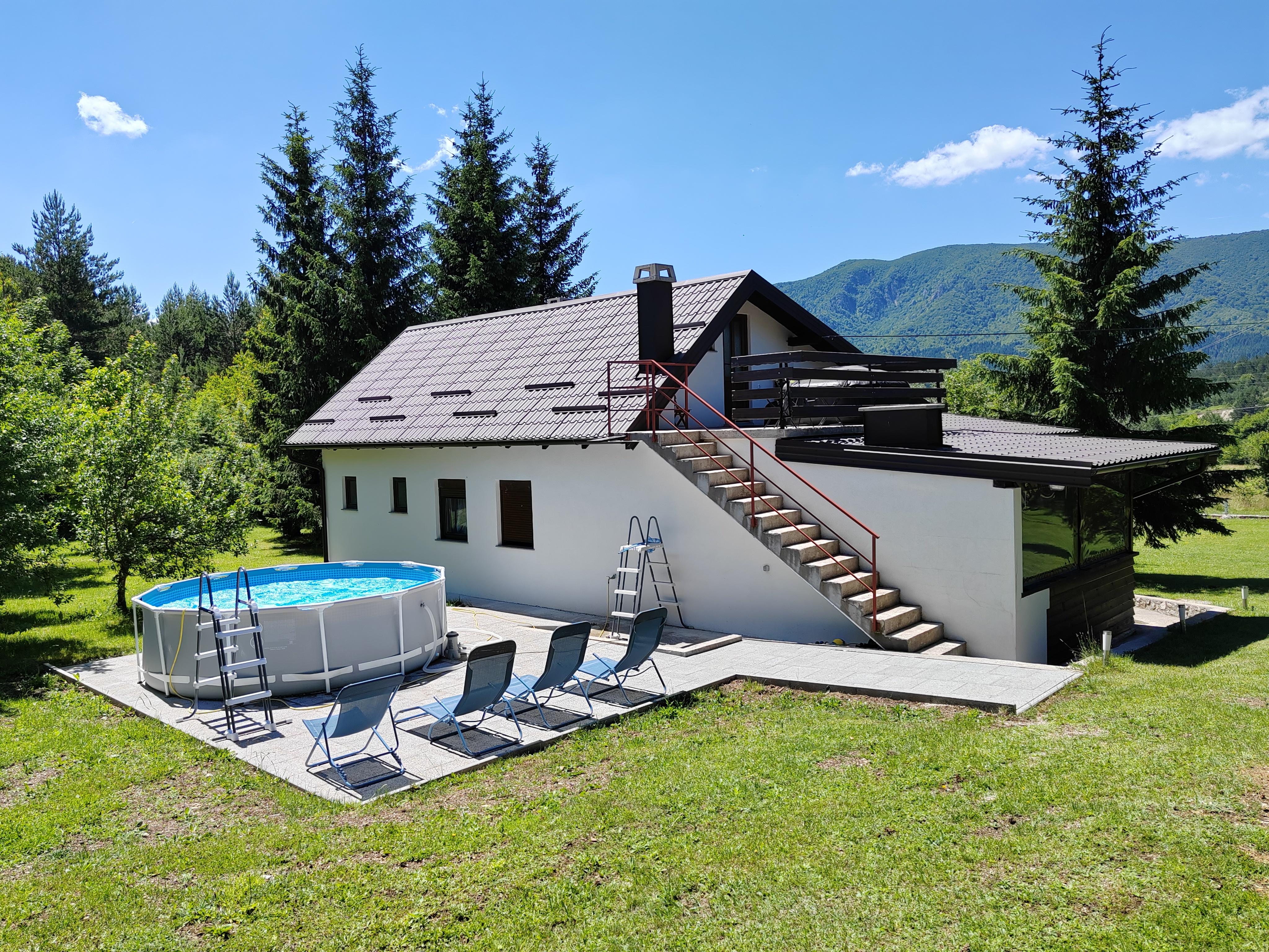 Ferienhaus mit Pool beim Nationalpark Plitvice 