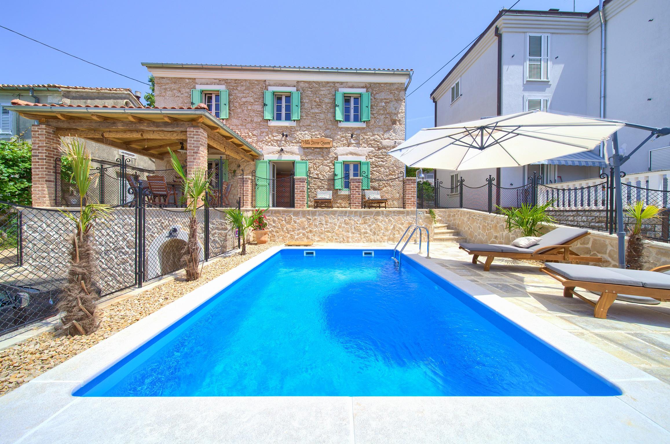 Villa mit beheiztem Pool und Meerblick auf der Insel Krk