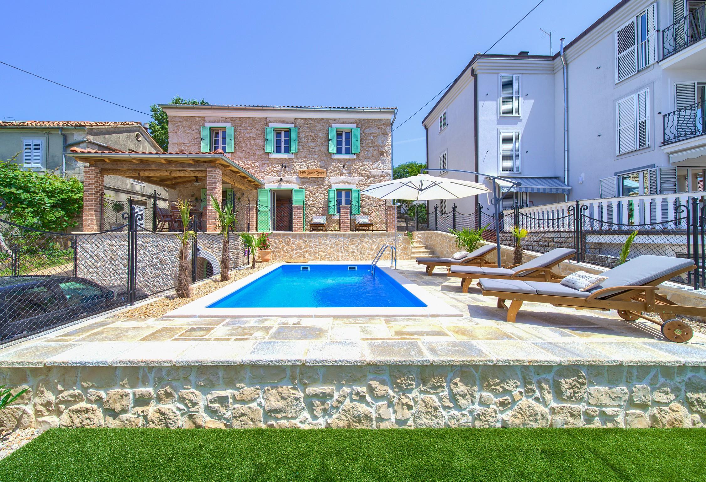 Villa mit beheiztem Pool und Meerblick auf der Insel Krk
