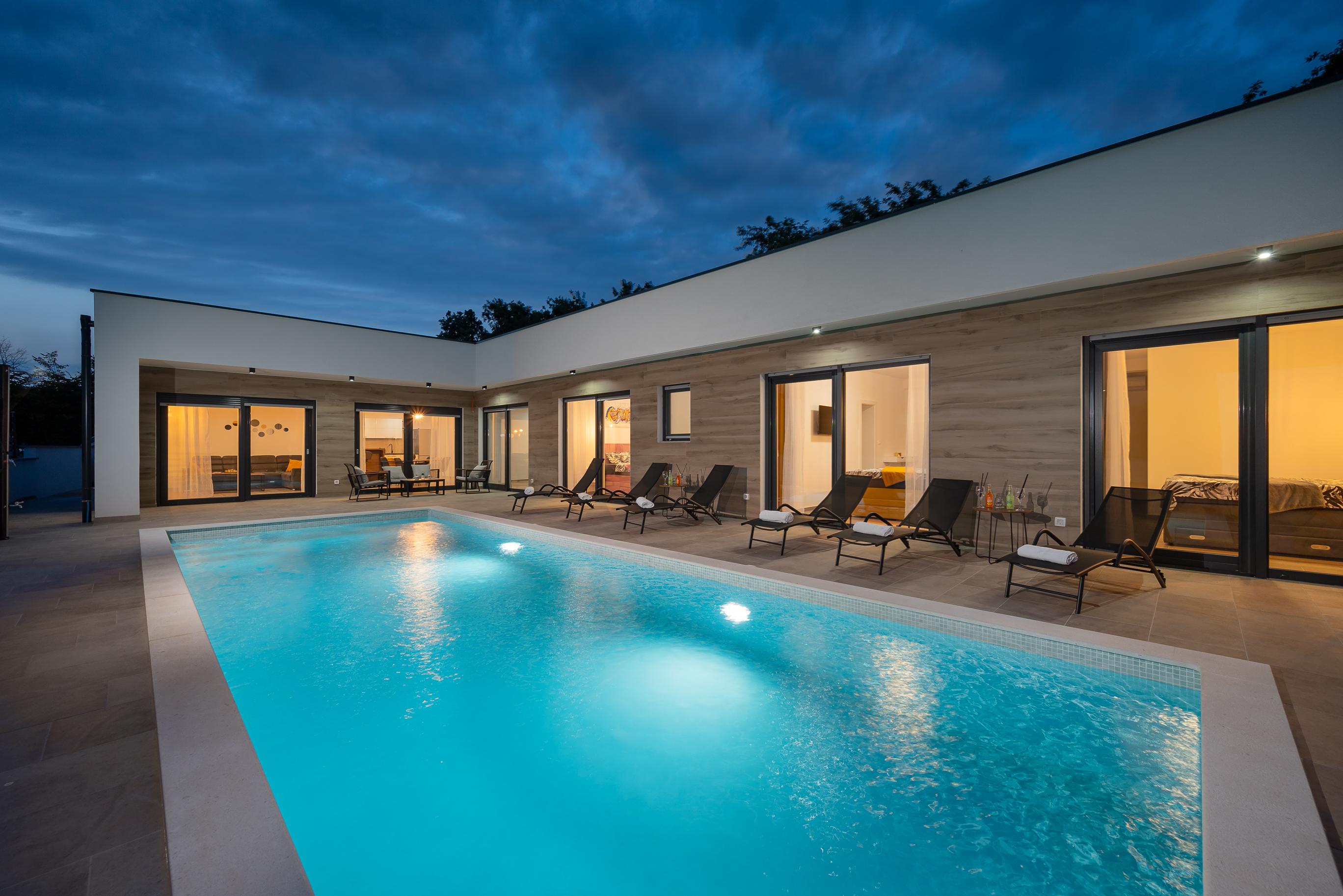 Wunderschöne Villa mit Pool in Zentralistrien