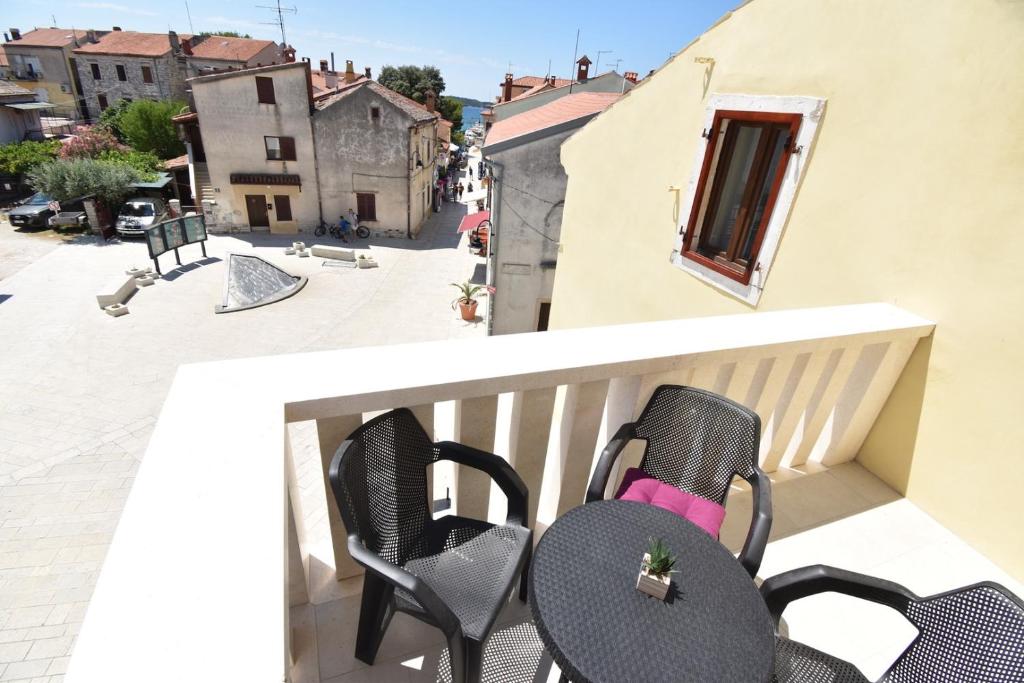 Apartment mit Meerblick nur 100 m vom Strand entfernt