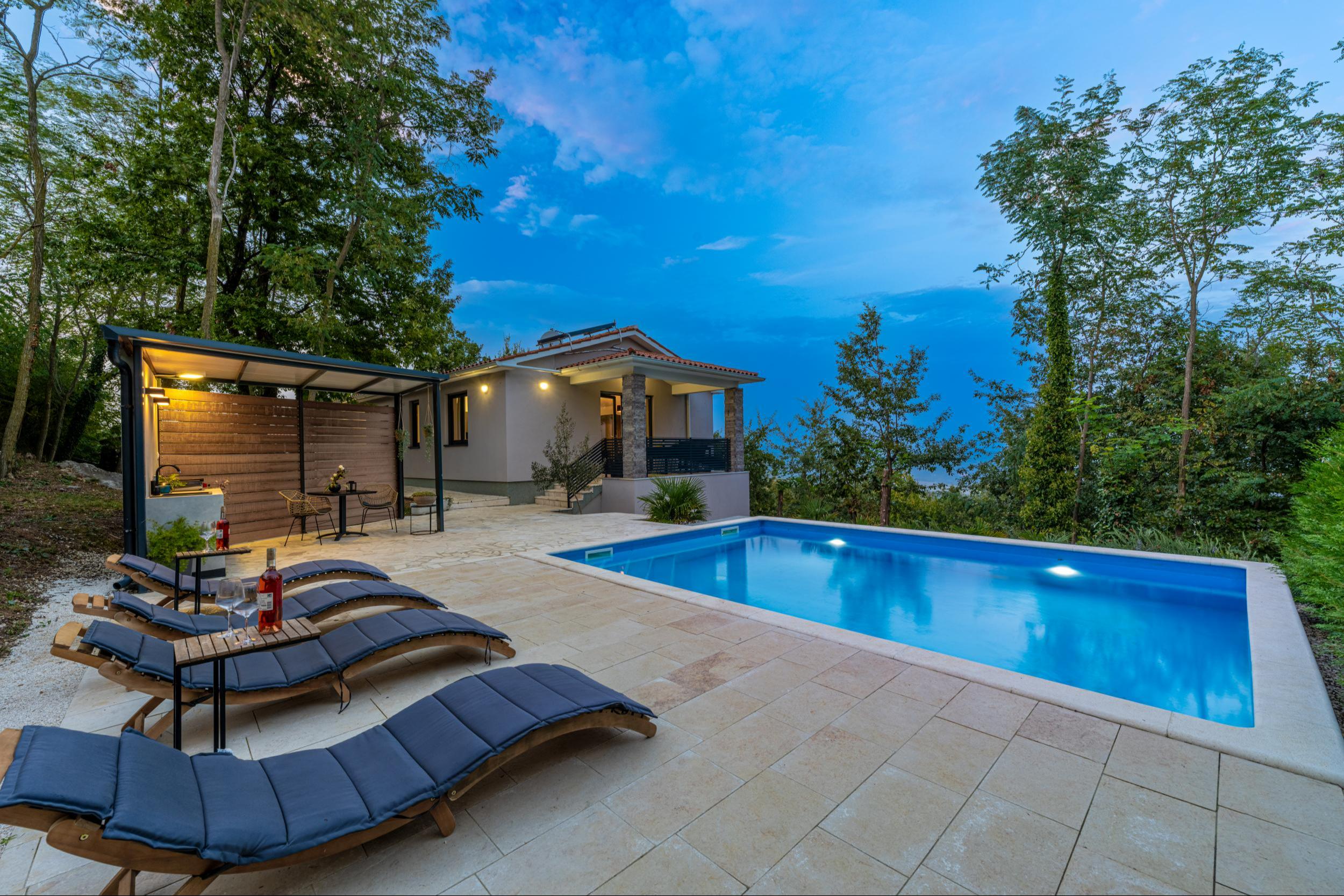 Moderne Villa im Herzen Istriens