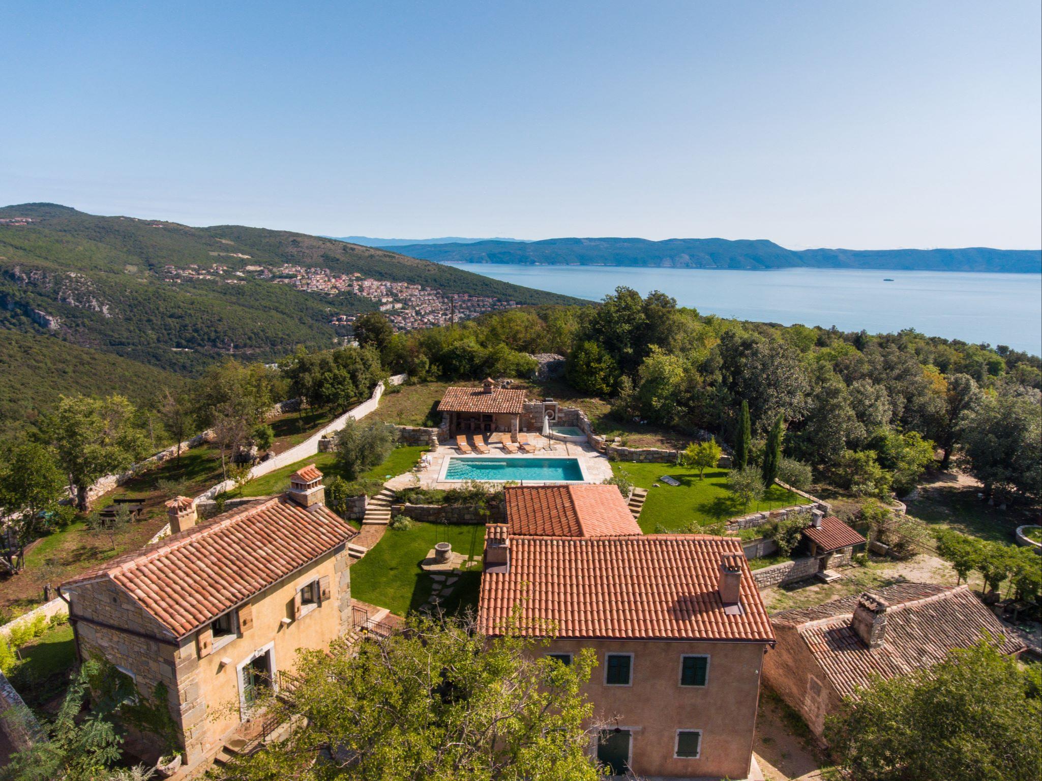 Erleben Sie Istrien: 4-Zimmer, Luxus Villa mit Pool und Sauna