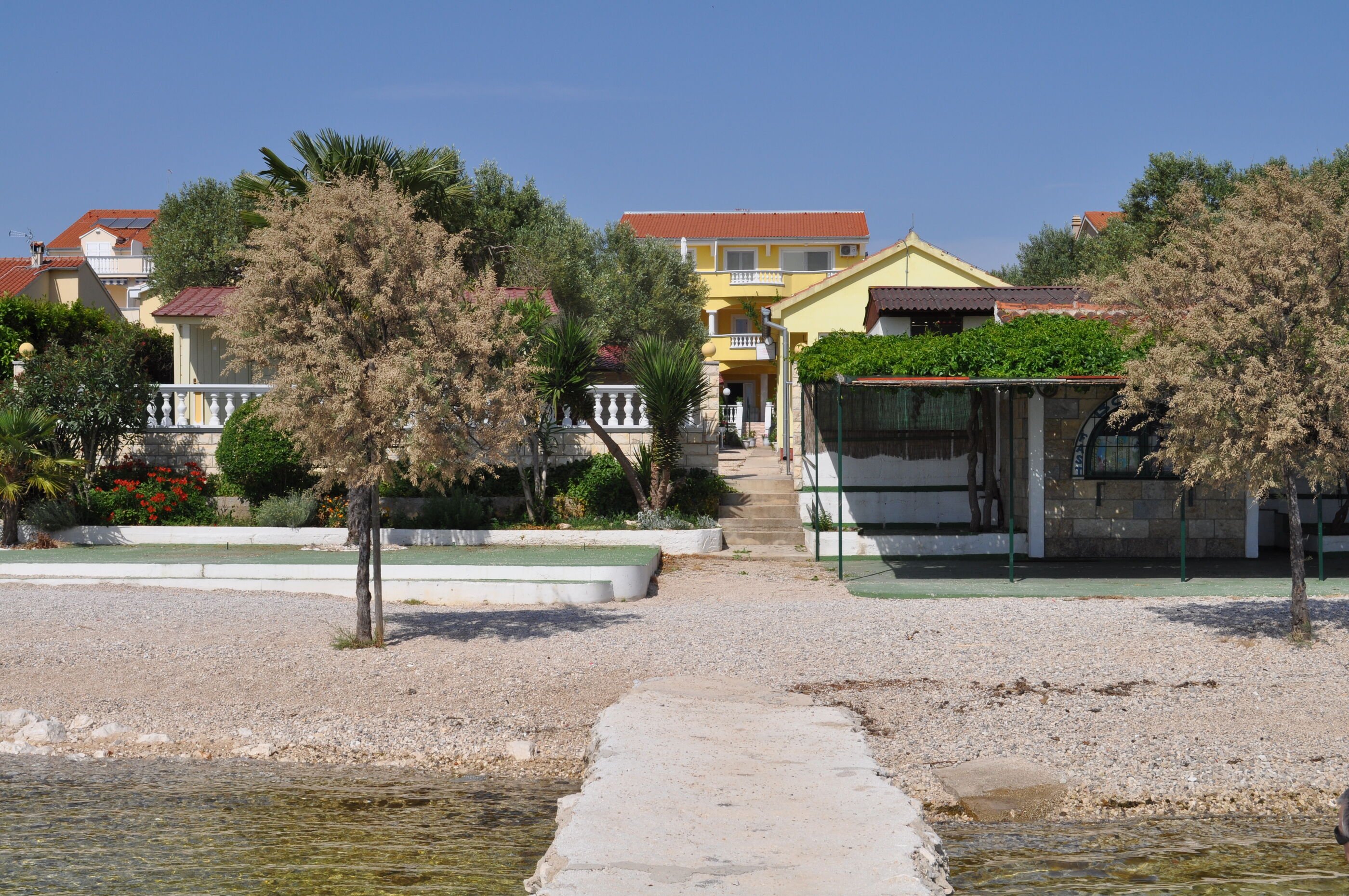 Sonnige Ferienwohnung in Biograd, meernah, Meerblick und Klimaanlage