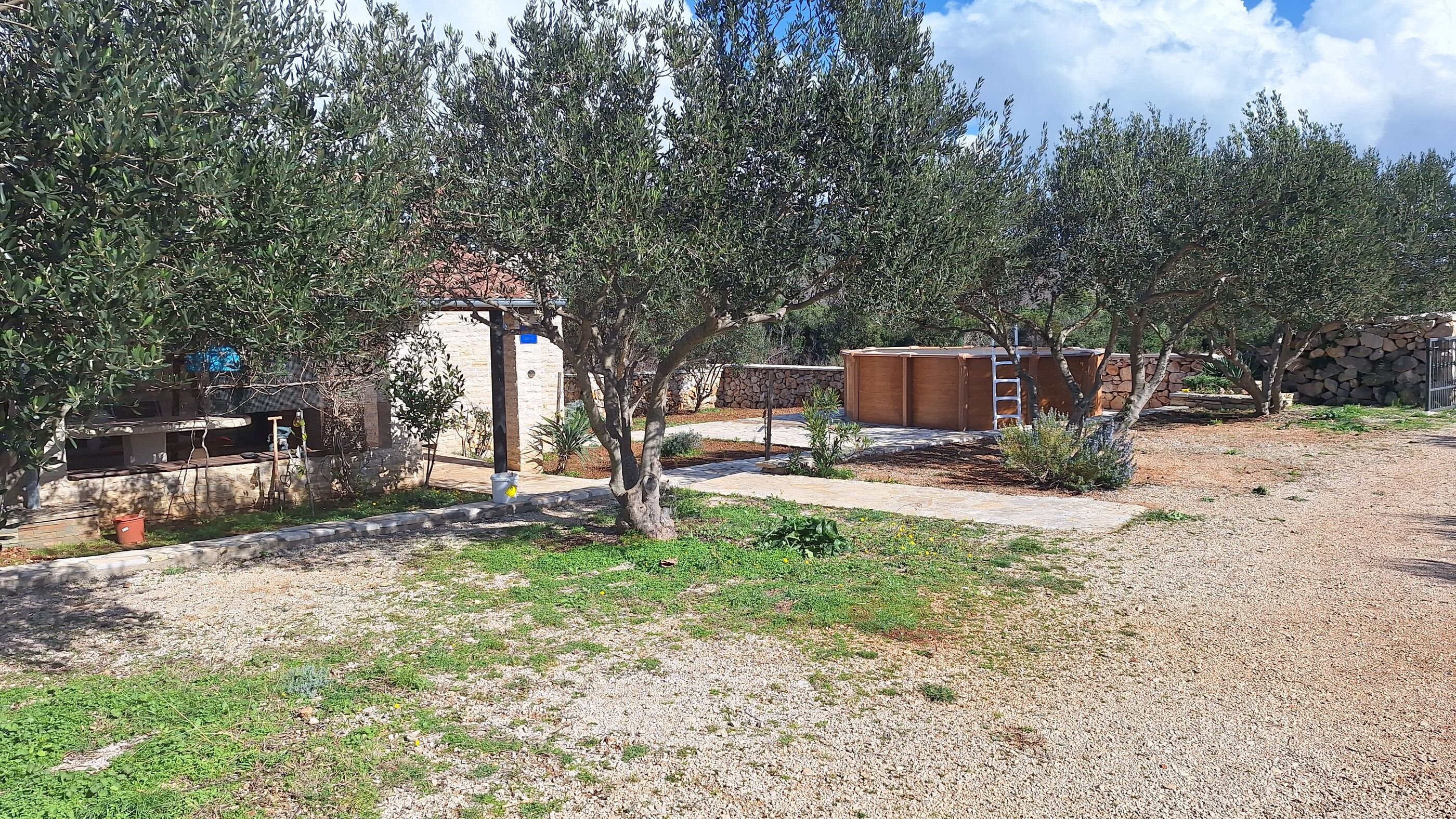 Haus in Pirovac mit Klima, Internet, Grill