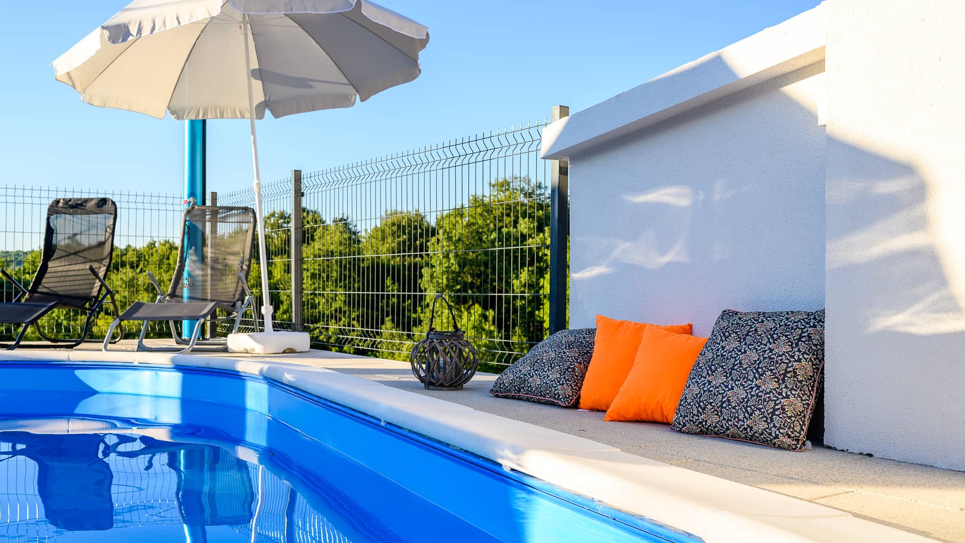 Schöne Villa mit Pool für bis zu 8 Personen