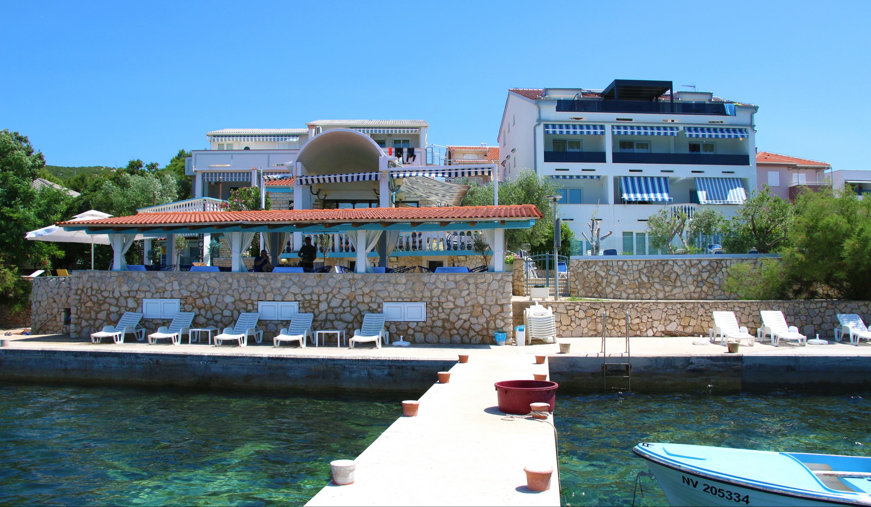 Penthouse für bis zu 8 direkt am Meer 