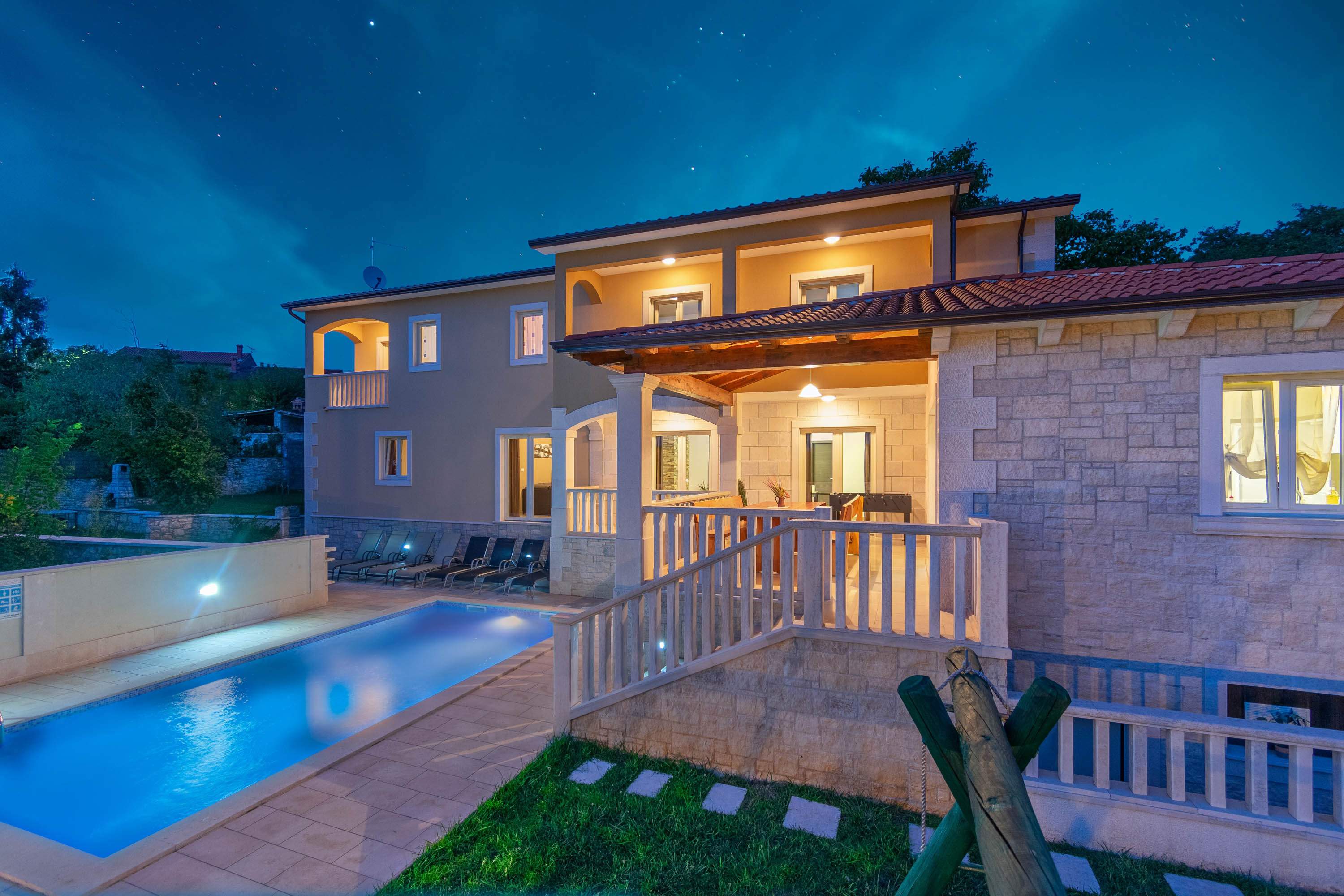 Wunderschöne Villa mit Panoramablick in Danijeli bei Tinjan
