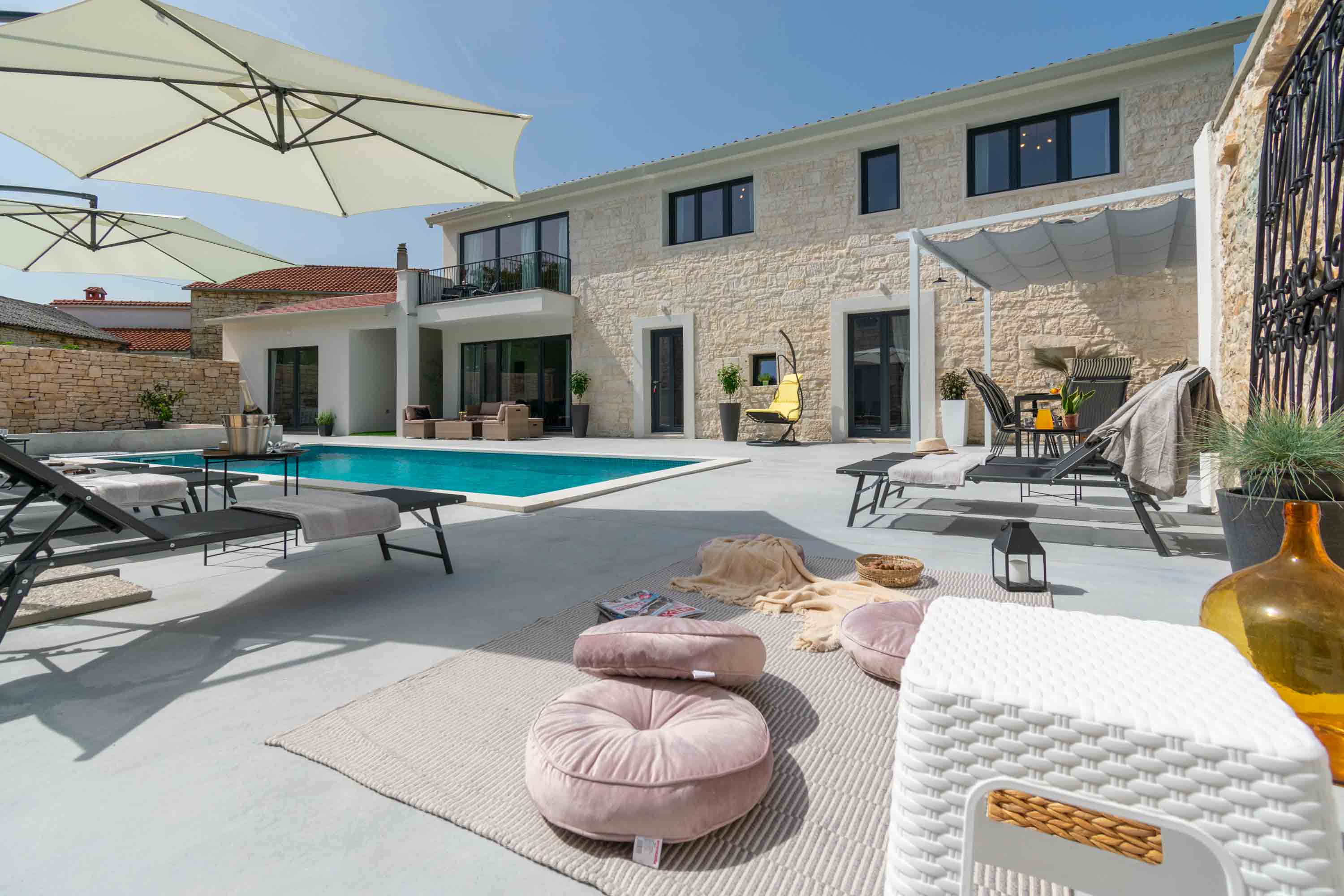 Modernes Designer Villa - Moderner Stil und Kulturerbe
