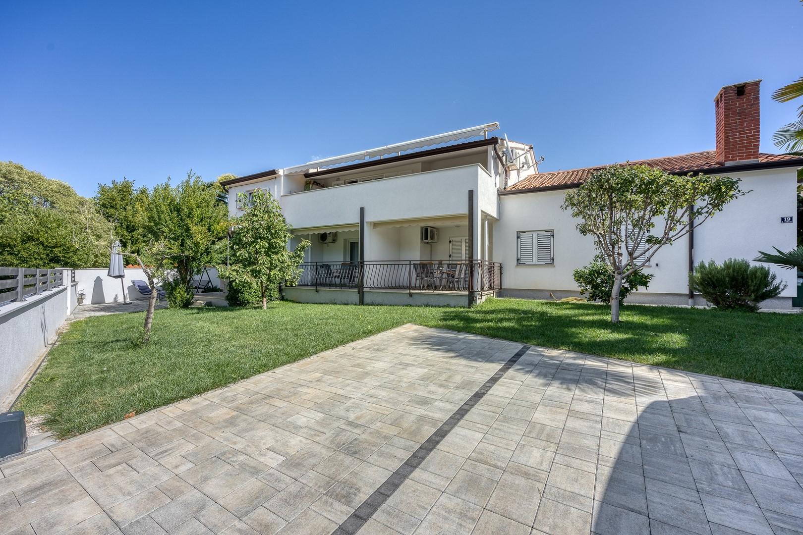 150 m zum Strand | Studio-Apartment mit Terrasse