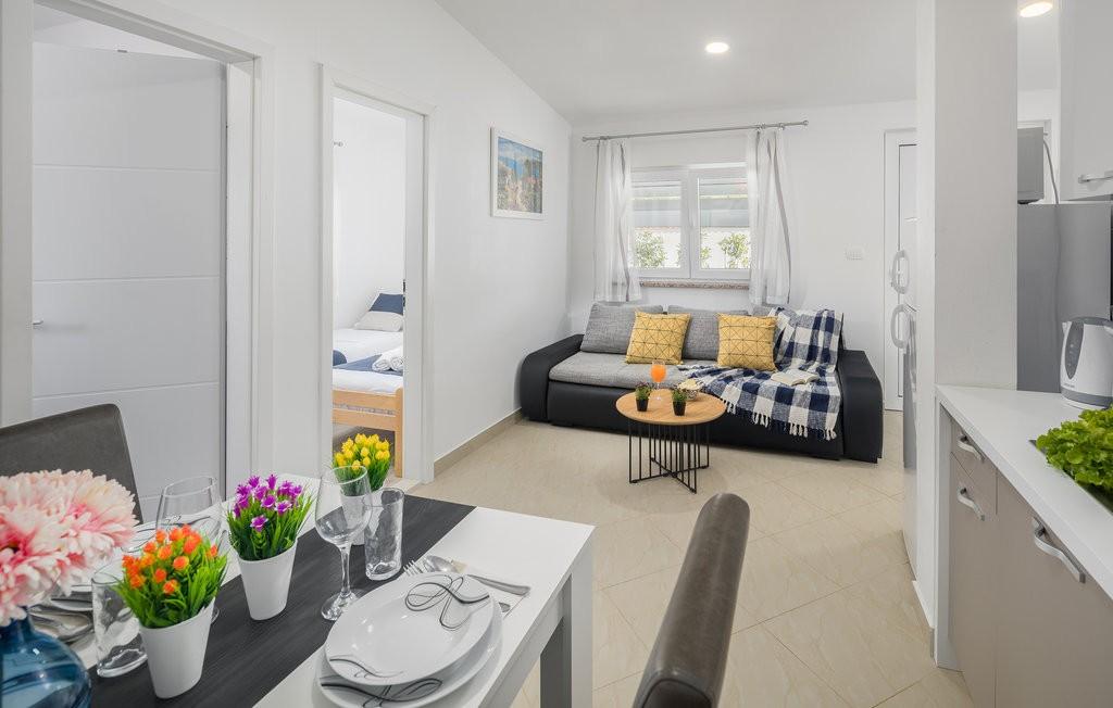 Ferienhaus mit Klima, Grill, Terrasse & Gemeinschaftspool