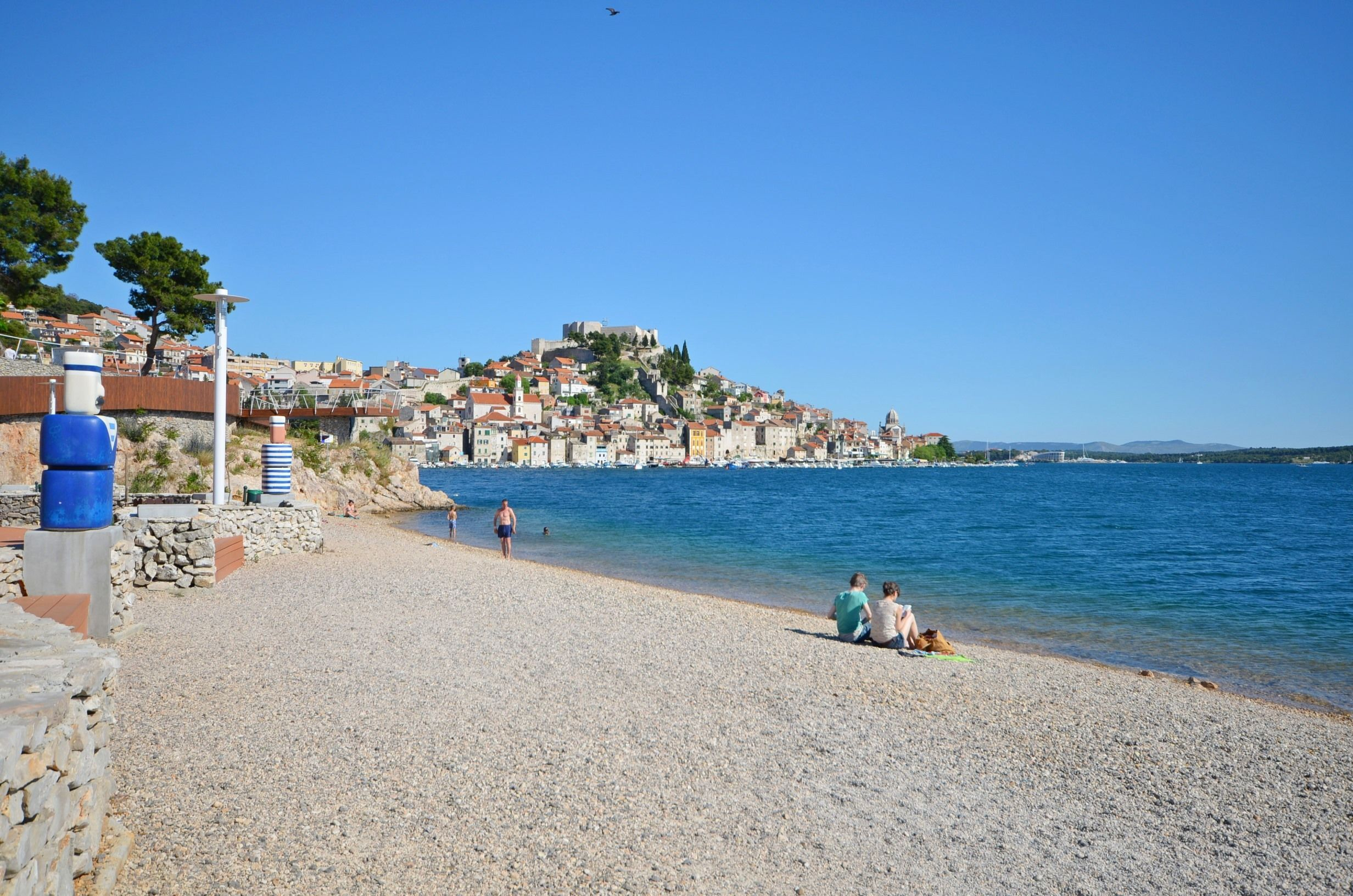 Moderne Wohnung, nahe dem Zentrum von Šibenik, Parkplatz