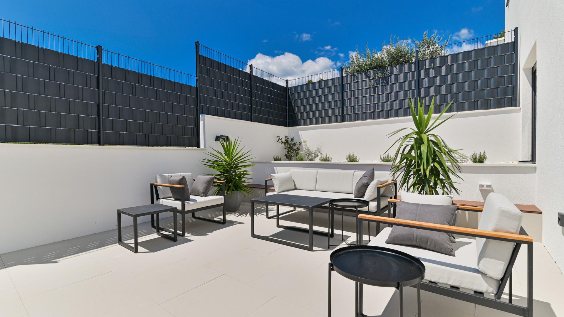 Schönes Ferienhaus mit Swimmingpool