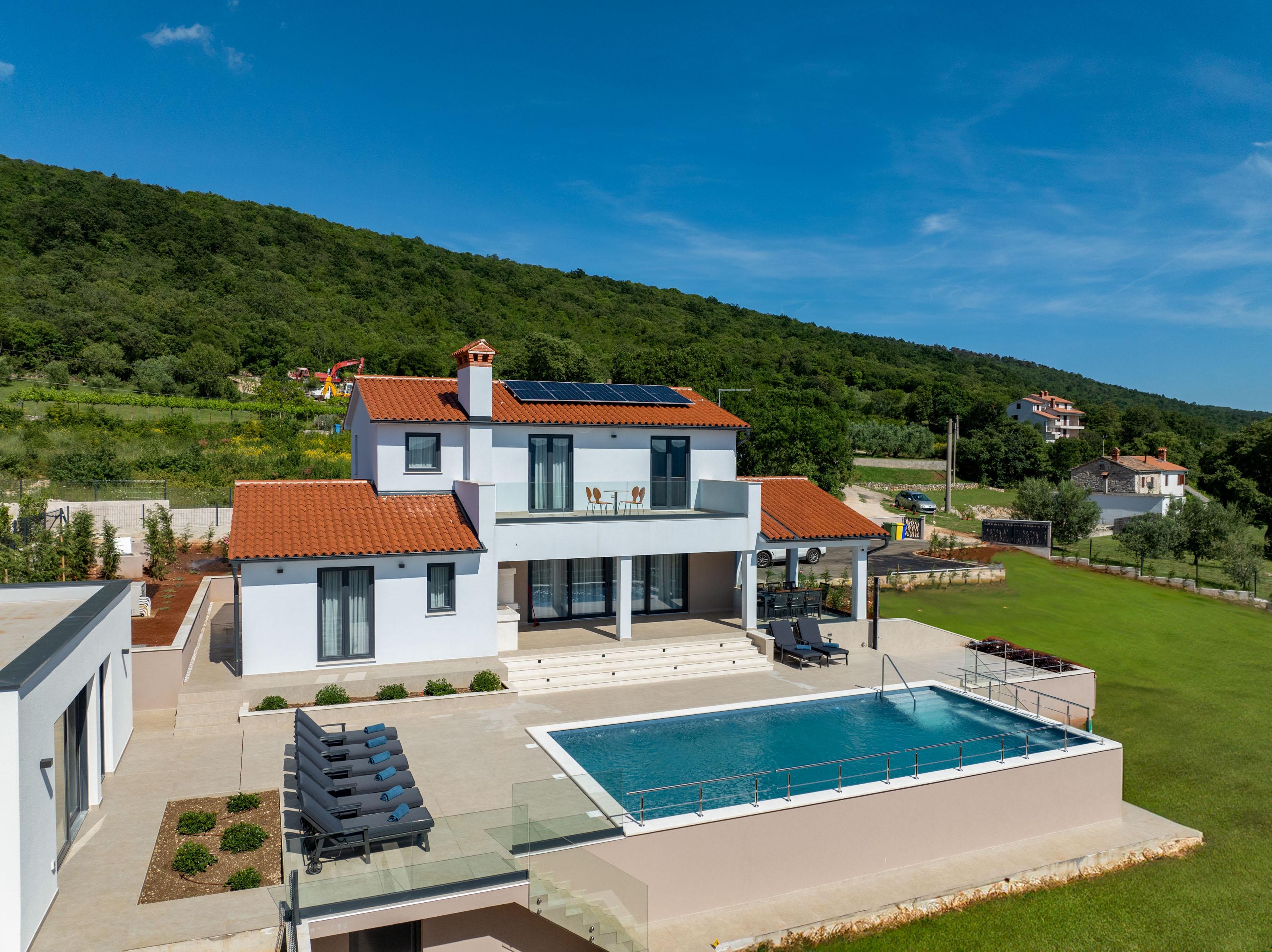 Luxusvilla mit Pool in Labin