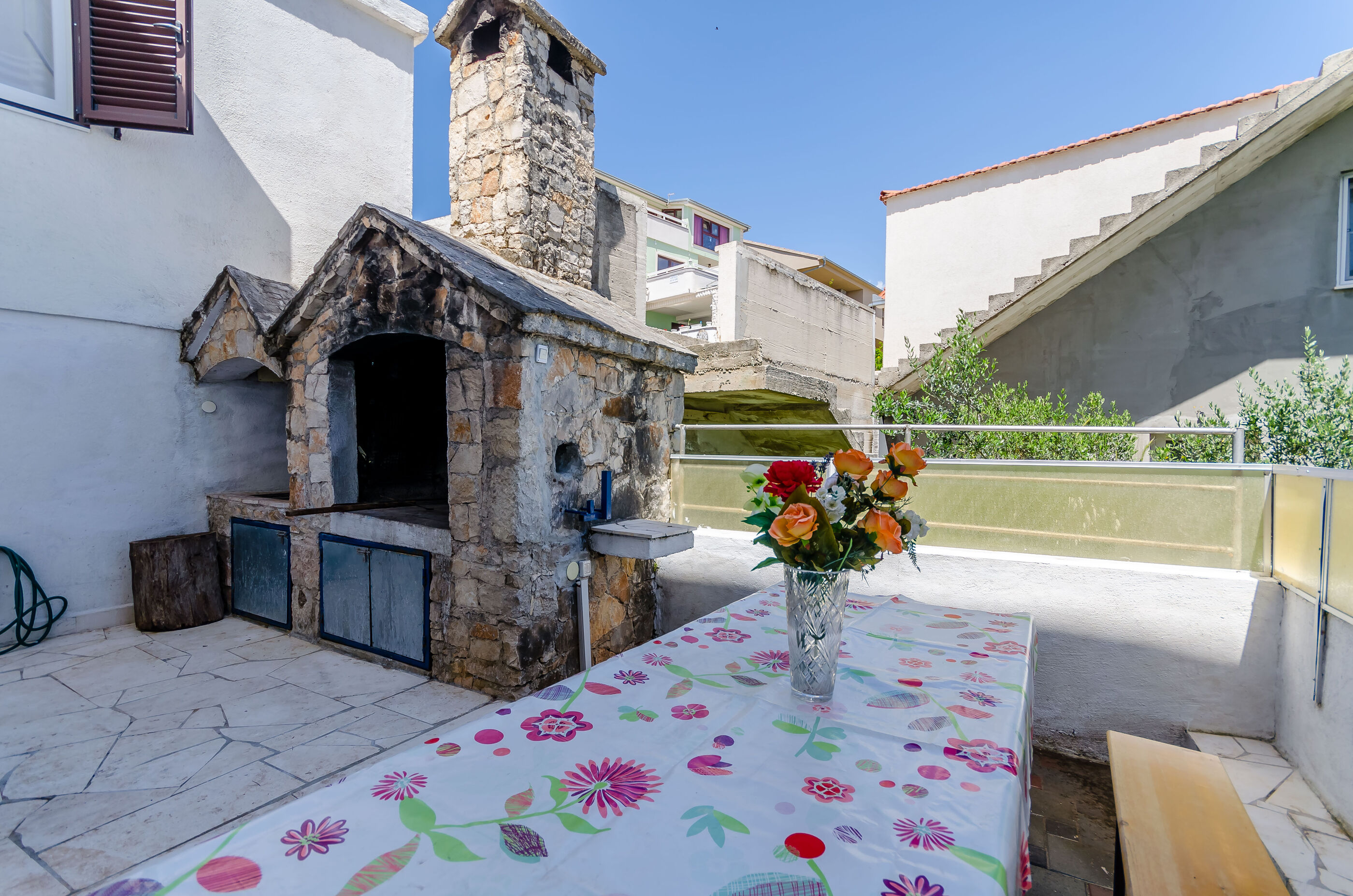 Apartment mit 2 Schlafzimmer und Meeresausblick