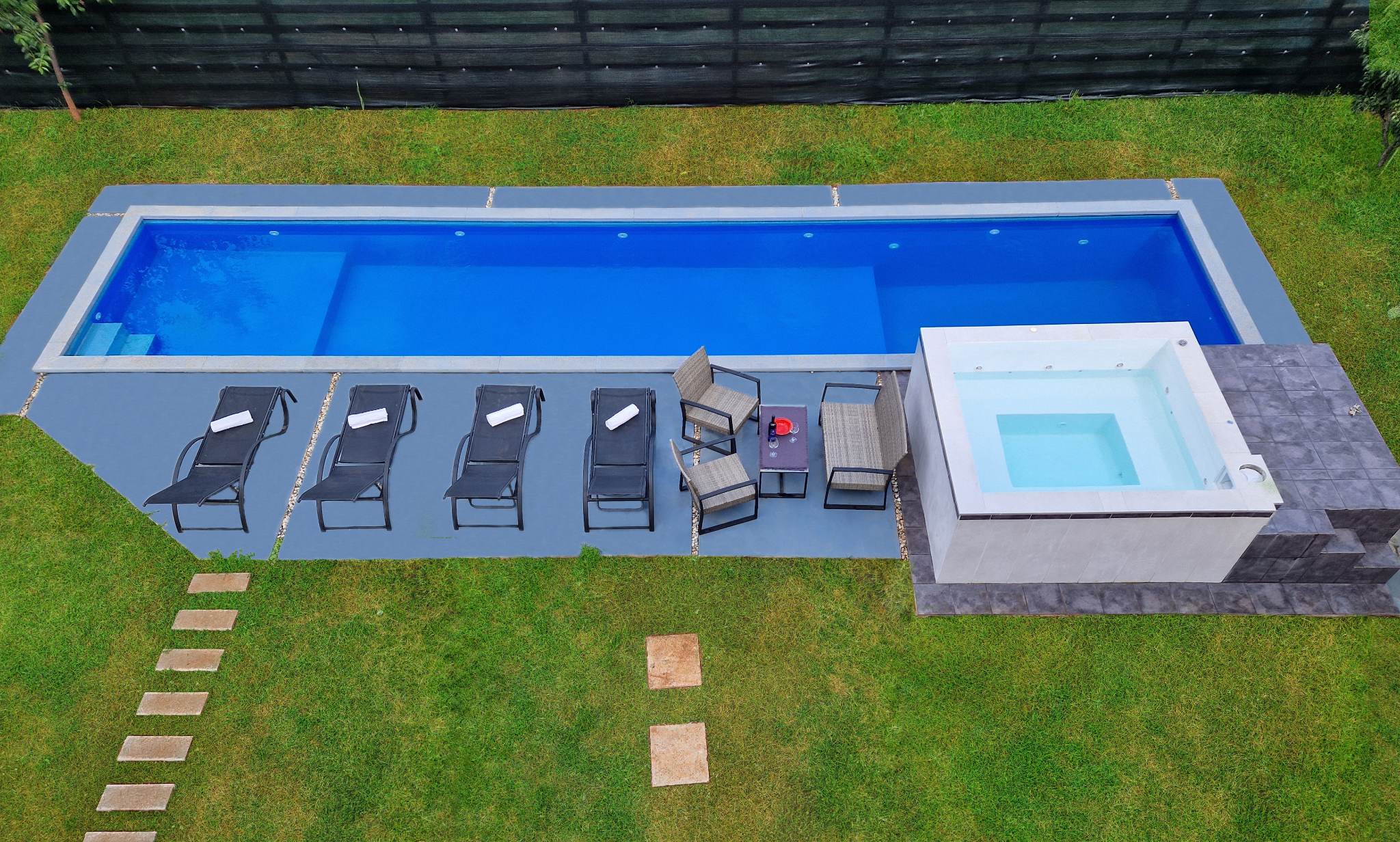 Ferienhaus mit privatem Pool, Whirlpool und Fitnessstudio