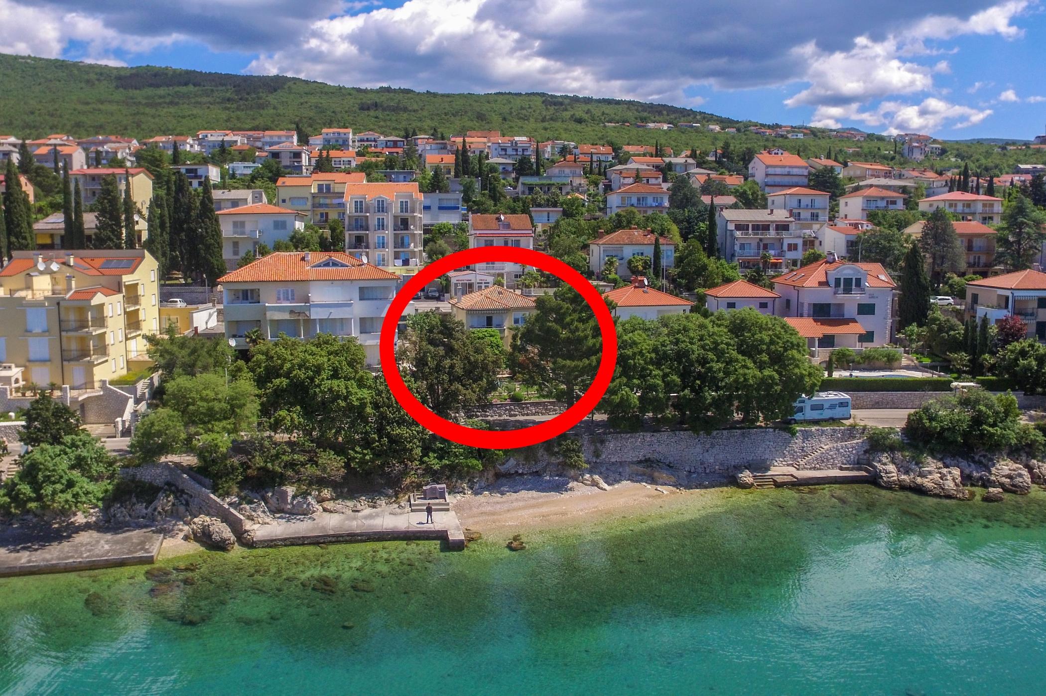 Schön urlauben direkt am Meer mit Terrasse, Klima, Internet,  2-3 Pers
