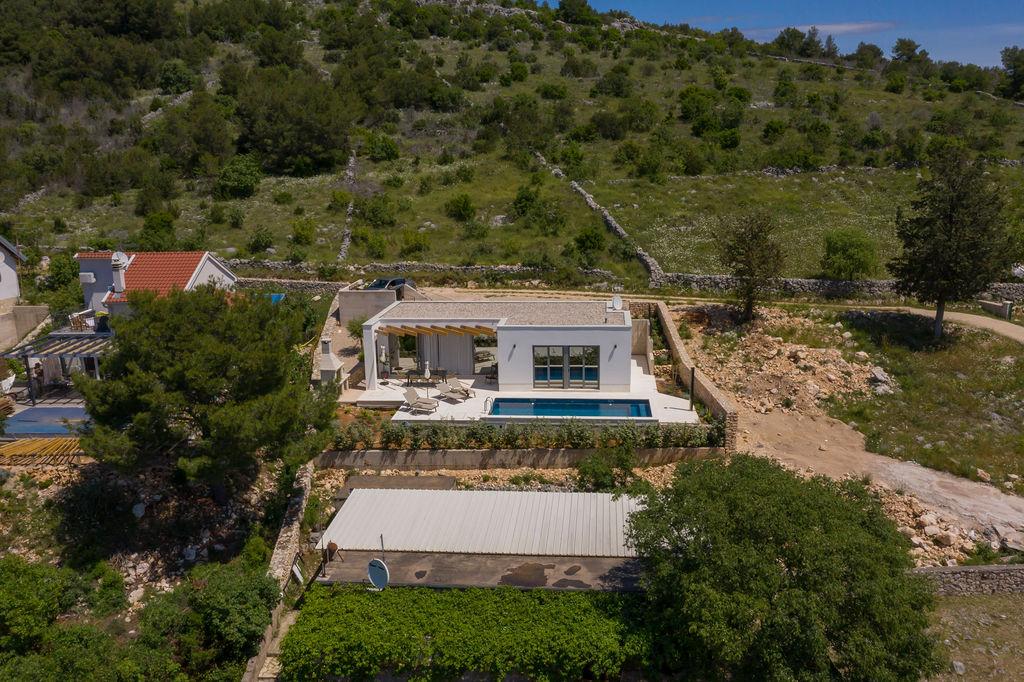Charmantes Ferienhaus mit privatem Pool