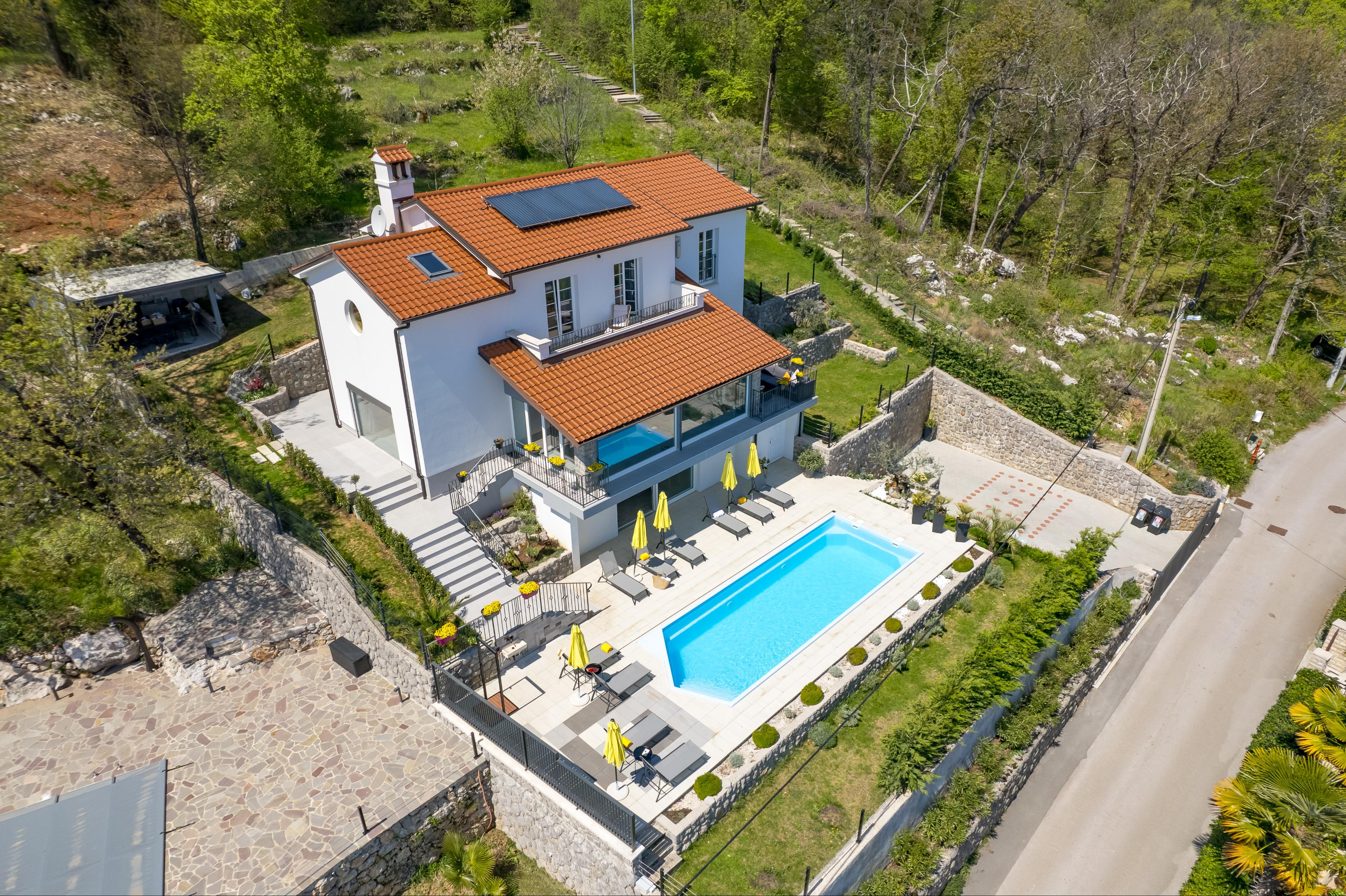Traumhaftes Ferienhaus mit Pool und Blick auf die Kvarner Bucht