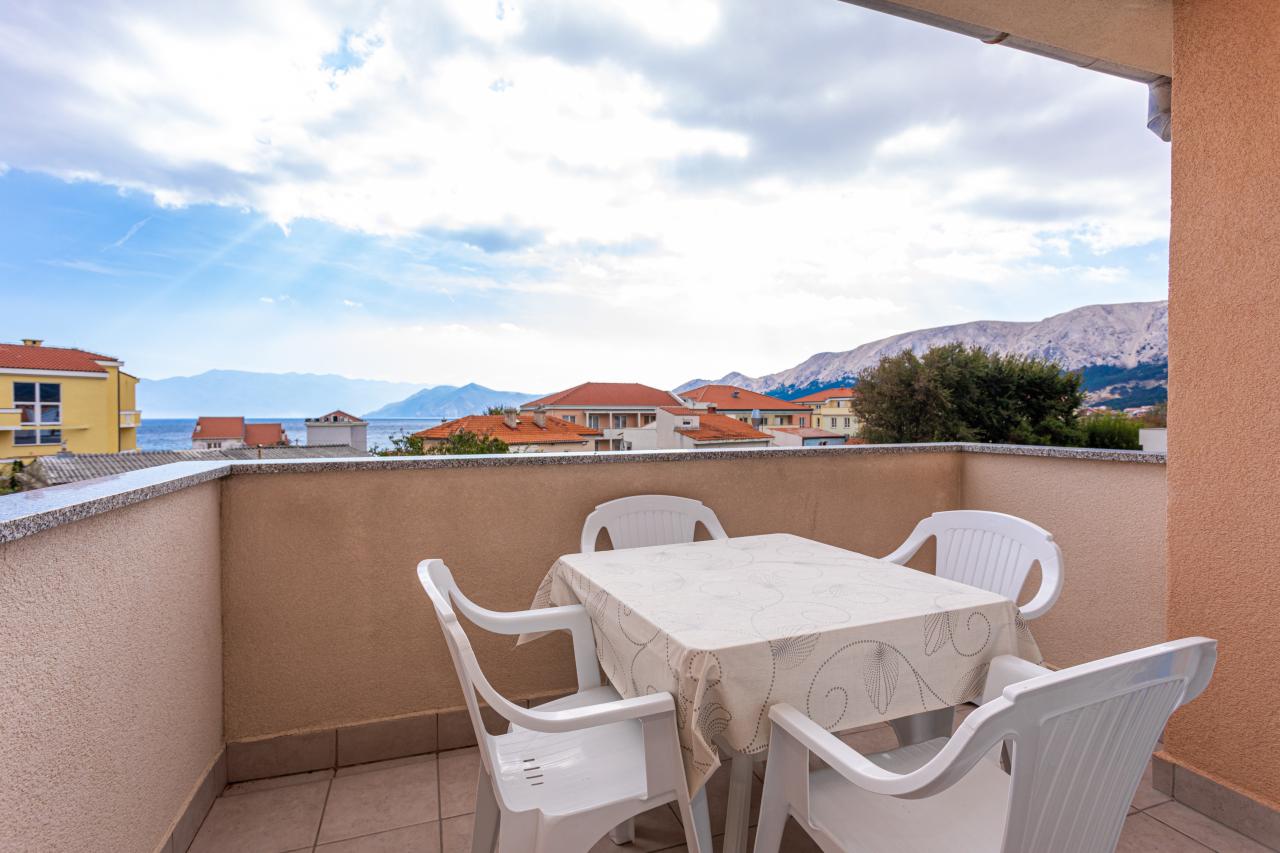 Fewo in Baska - Strand (200m) und Zentrum (100m)